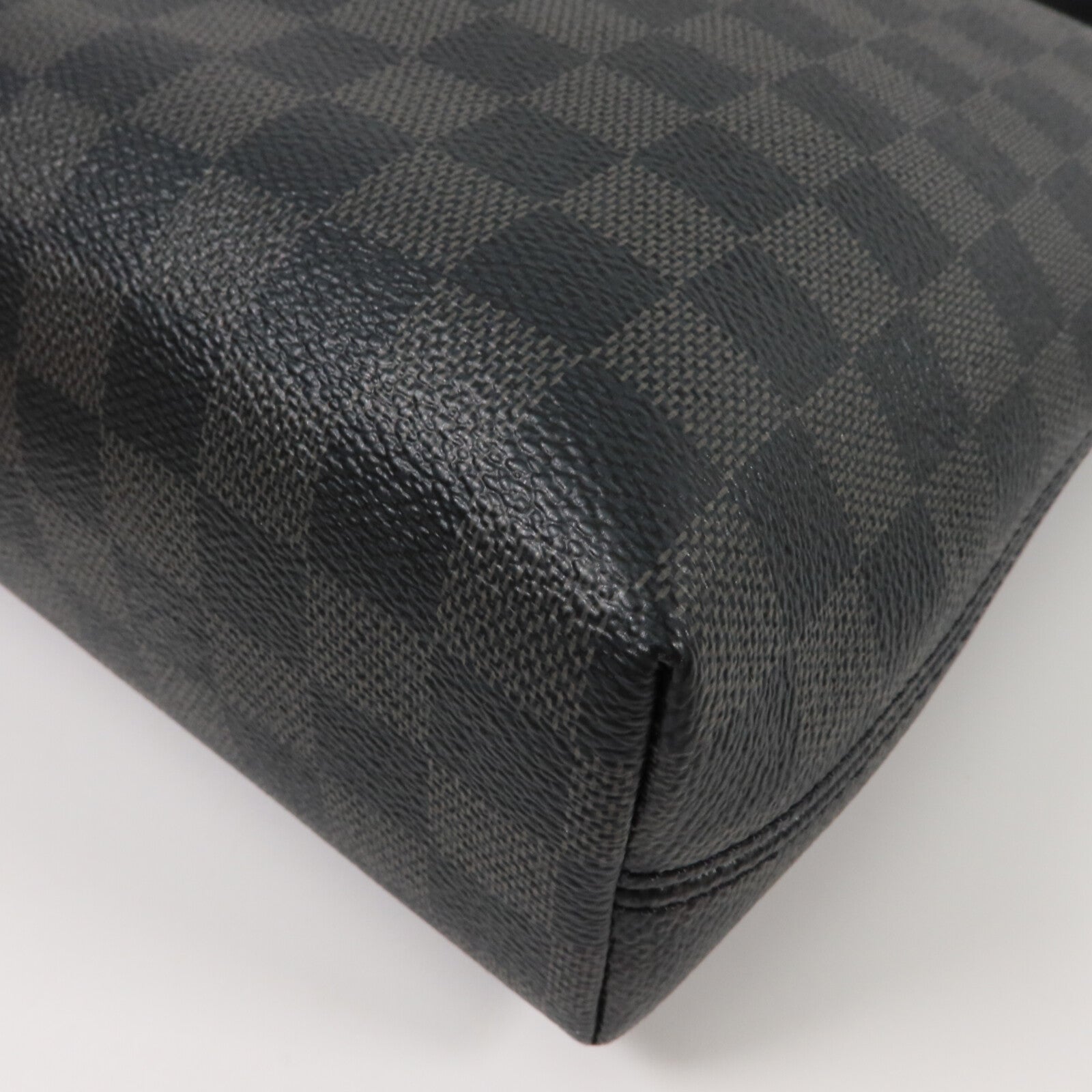 LOUIS VUITTON Damier Graphite Mick PM肩背袋