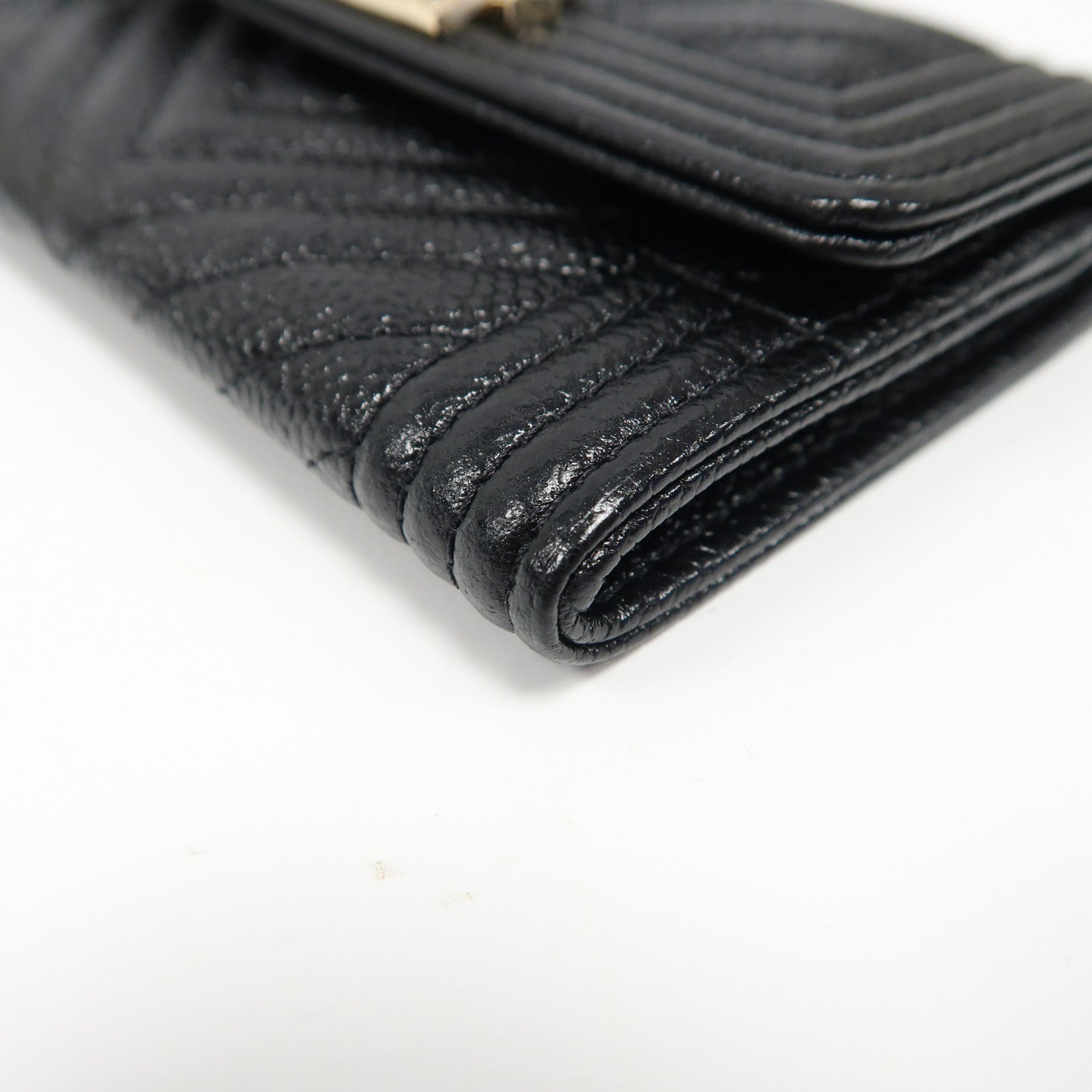 CHANEL 斜紋Caviar皮革Boy Card Case金扣卡片套黑色