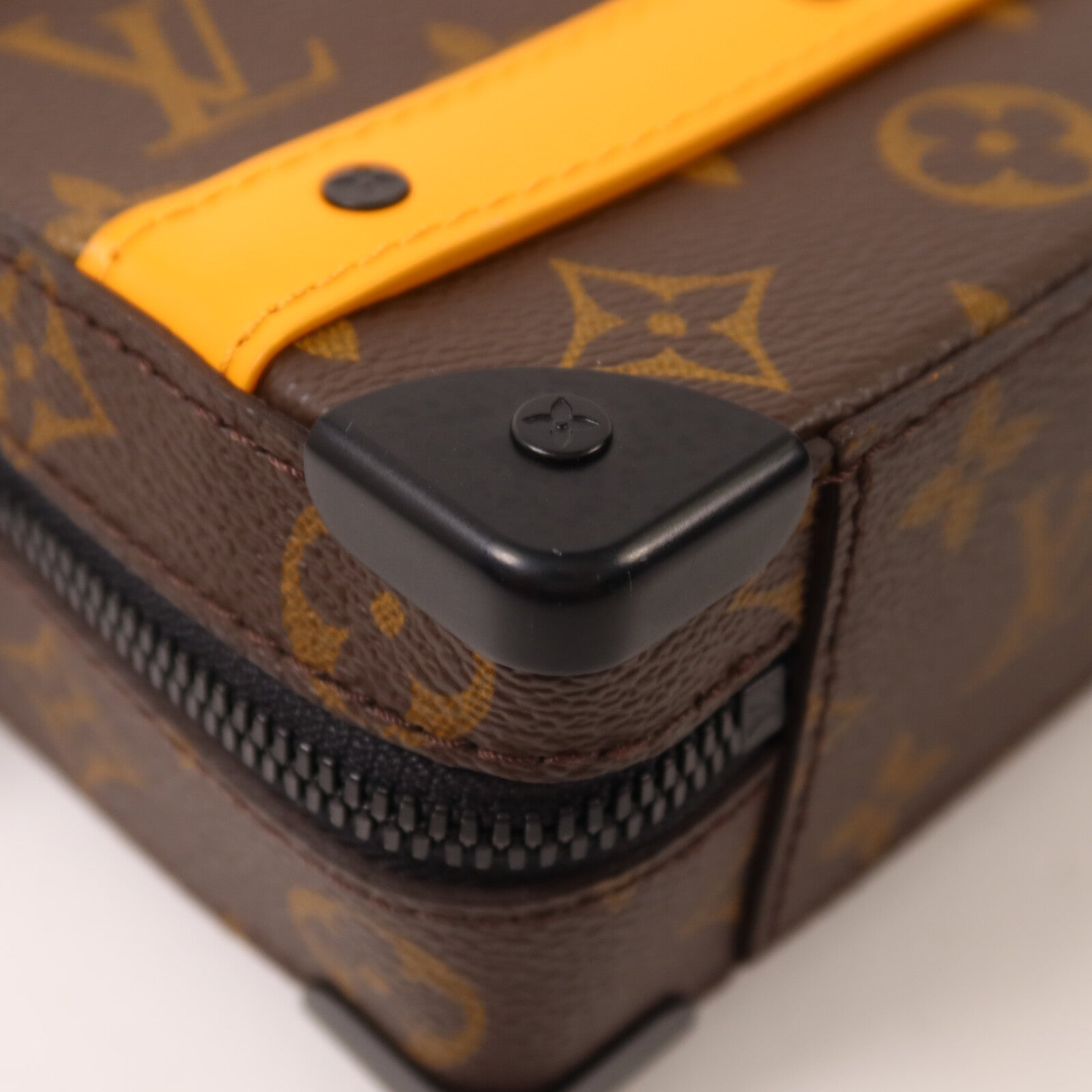 LOUIS VUITTON Monogram Macassar Handle Soft Trunk手挽肩背兩用袋