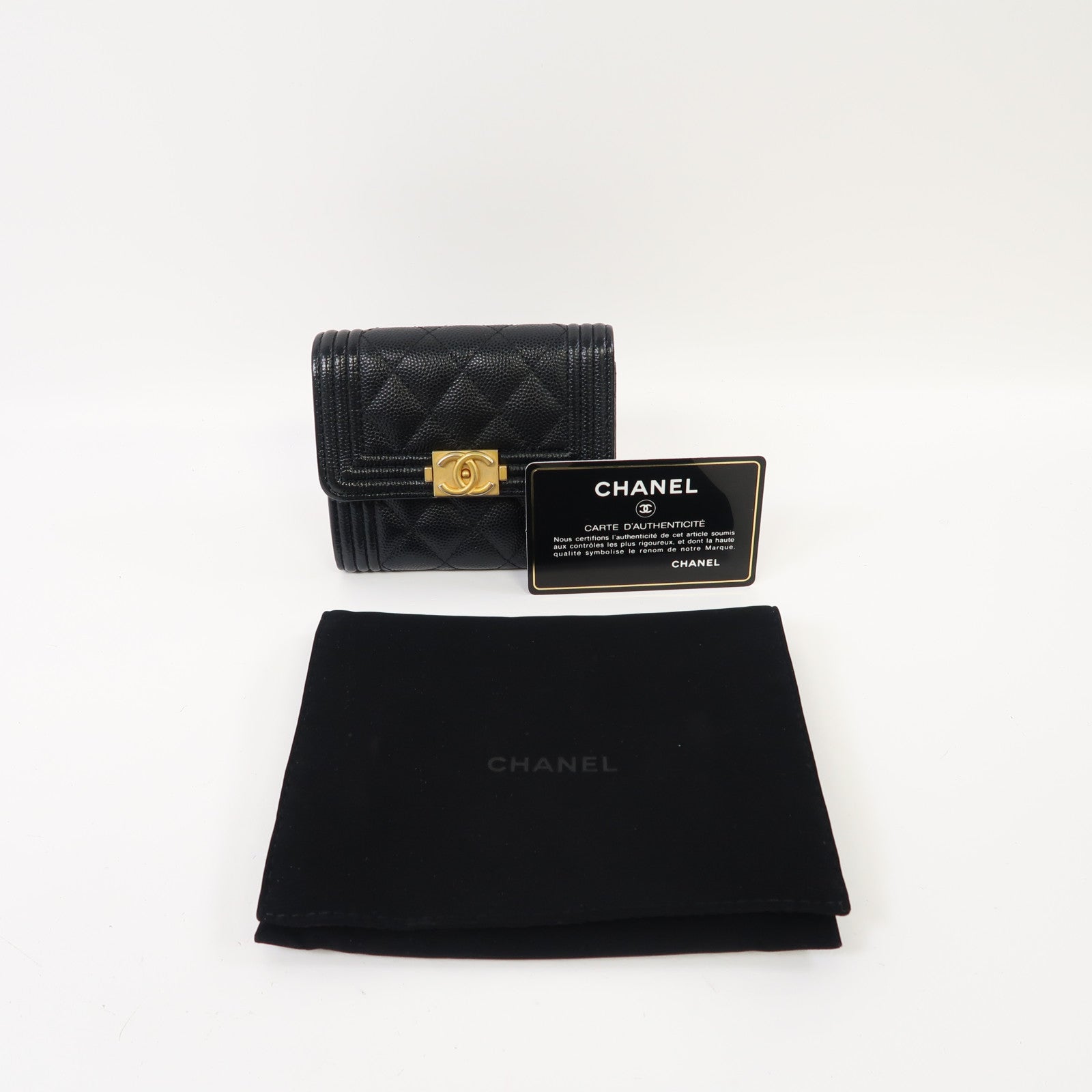 CHANEL 菱格牛皮皮革Boy Wallet金扣錢包黑色
