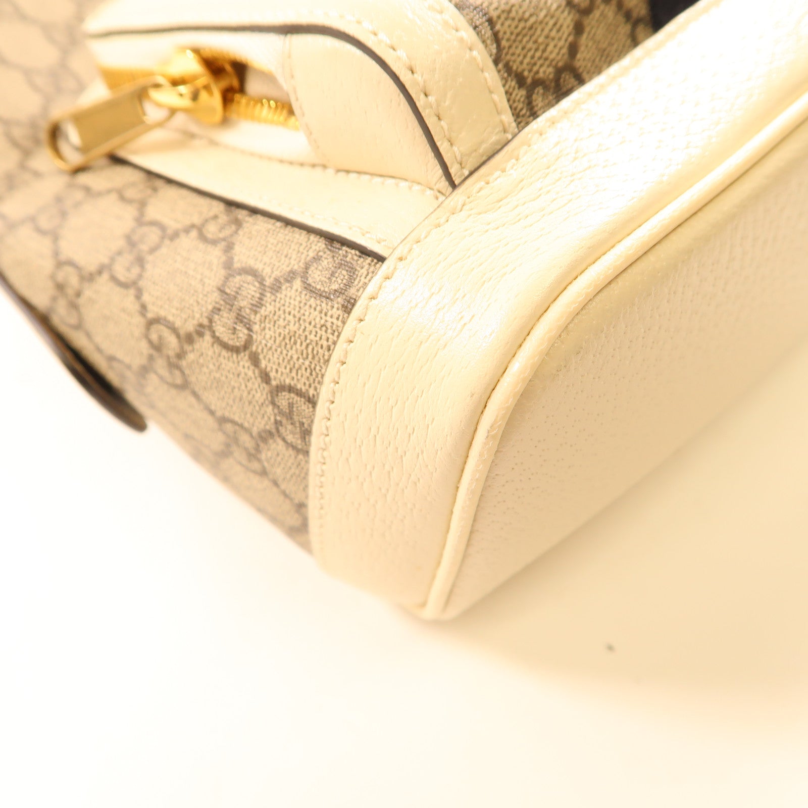 GUCCI 塗層帆布Backpack金扣背包