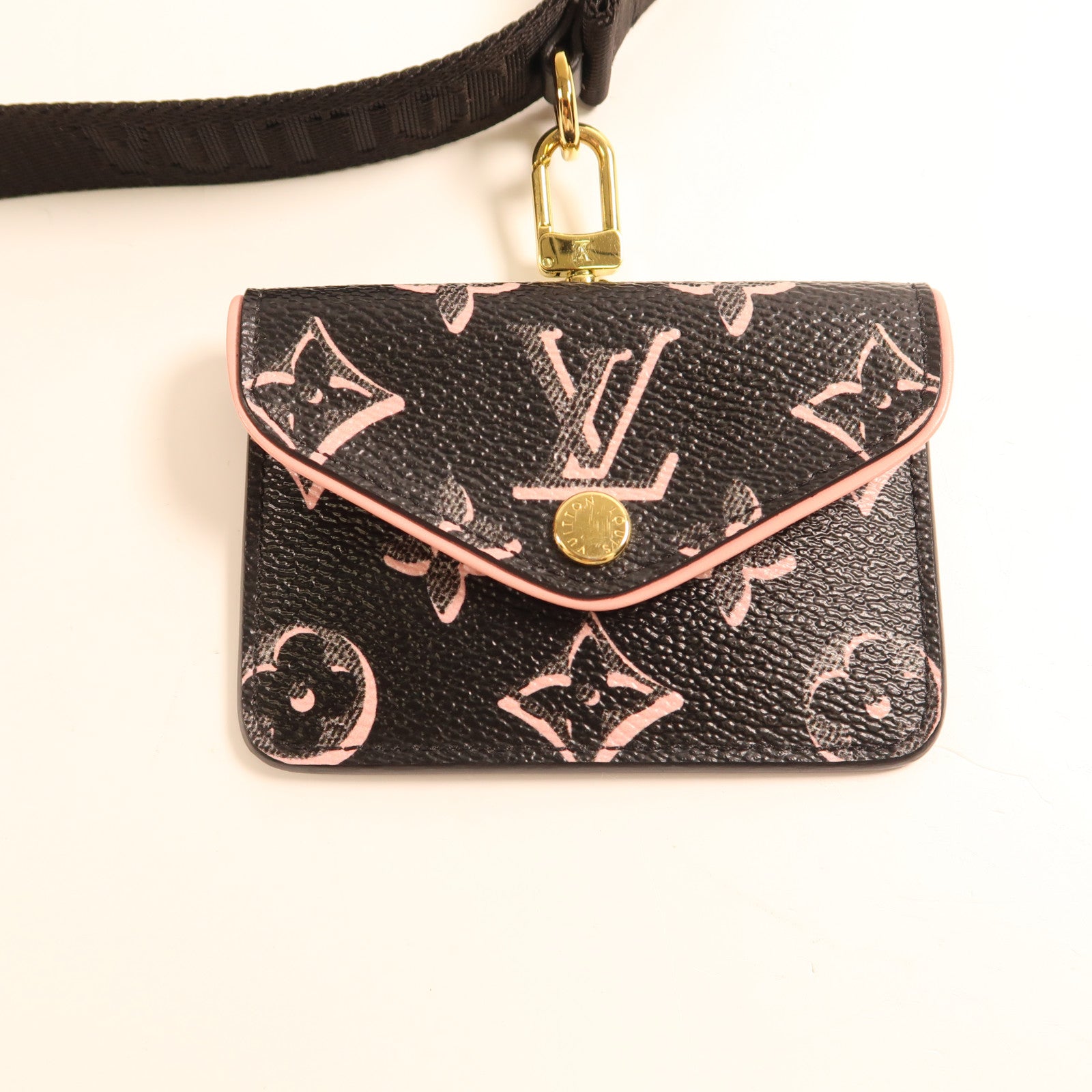 LOUIS VUITTON LV GHW Felicie Strap & Go Shoulder Bag M81471 Monogram Black/Pink