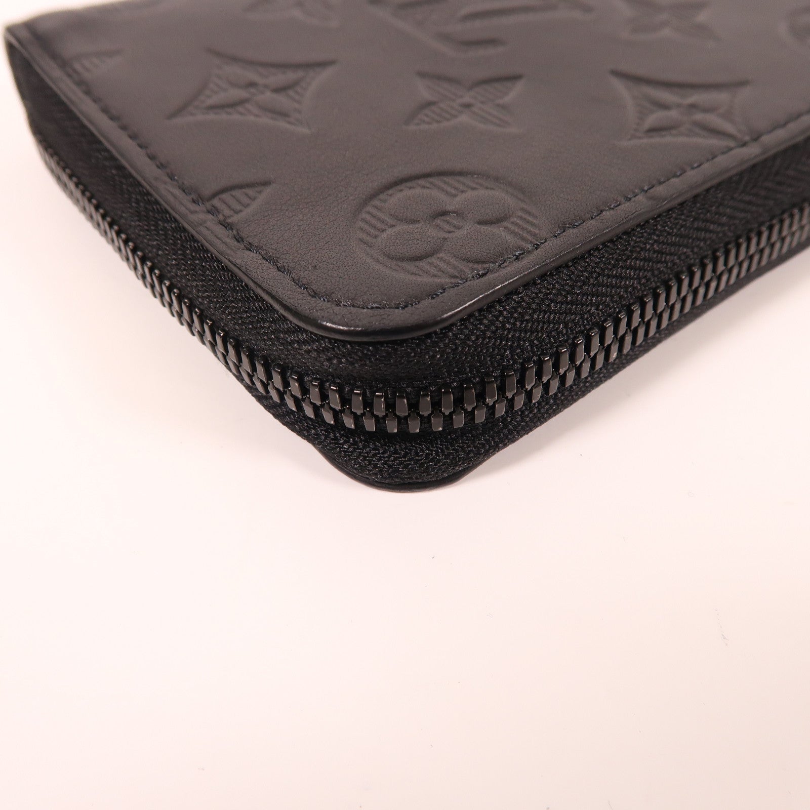 LOUIS VUITTON Monogram Shadow Zipper Wallet長錢包黑色