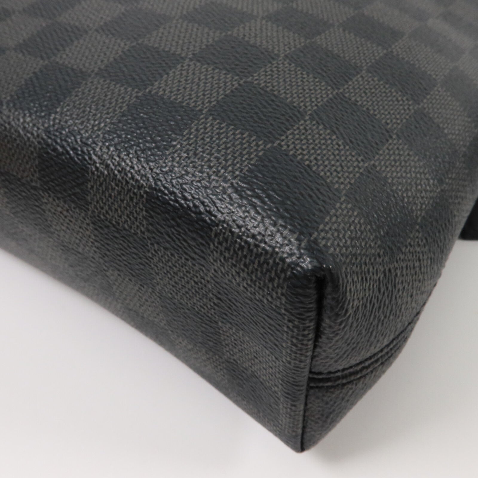 LOUIS VUITTON Damier Graphite Mick PM肩背袋