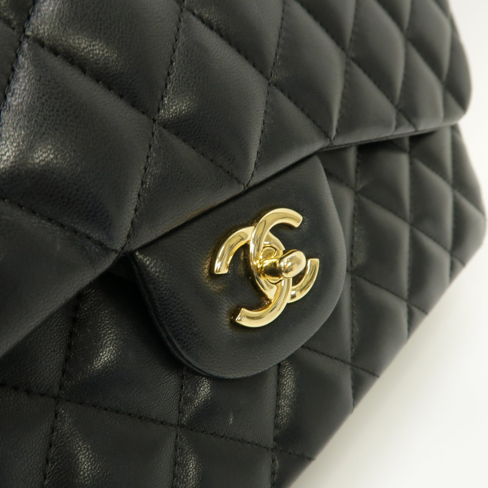 CHANEL 【激減優惠】菱格羊皮皮革Classic Jumbo金扣鏈帶肩背袋黒色
