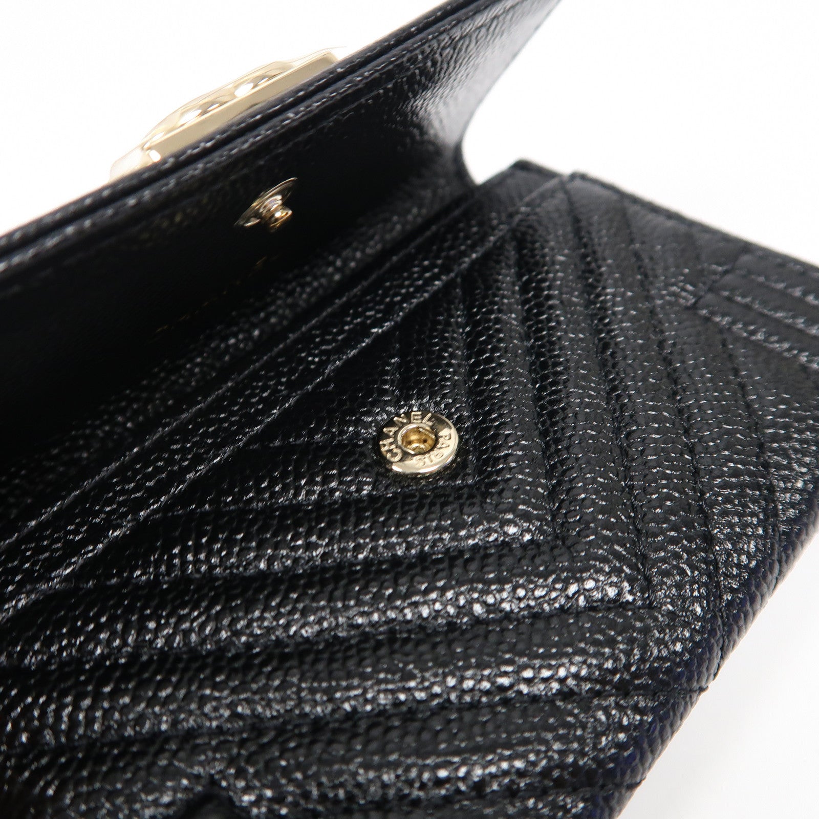 CHANEL 斜紋Caviar皮革Boy Card Case金扣卡片套黑色