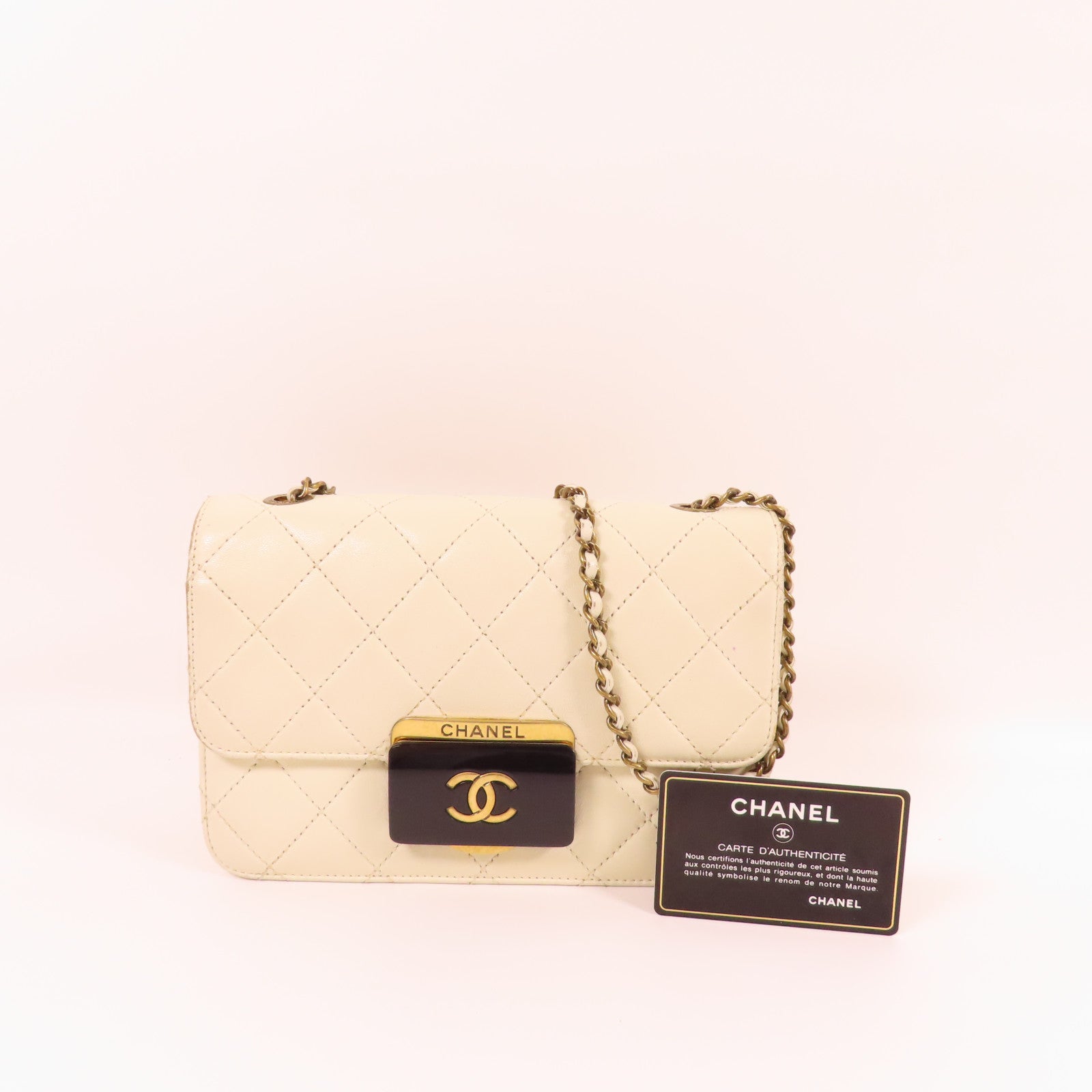 CHANEL 羊皮皮革Beauty Lock Flap Bag金扣肩背袋