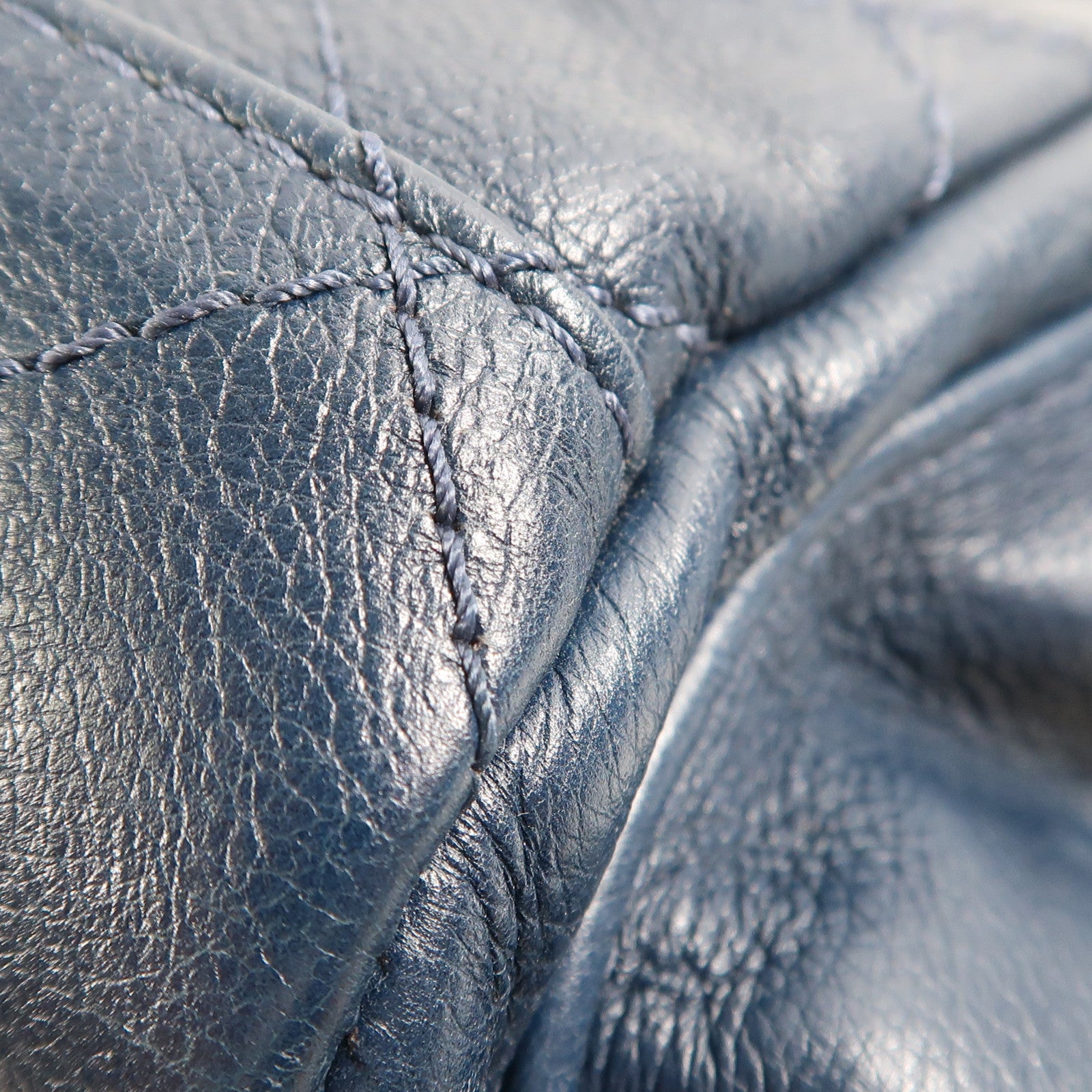 CHANEL 【激減優惠】牛皮皮革Backpack銀扣背包