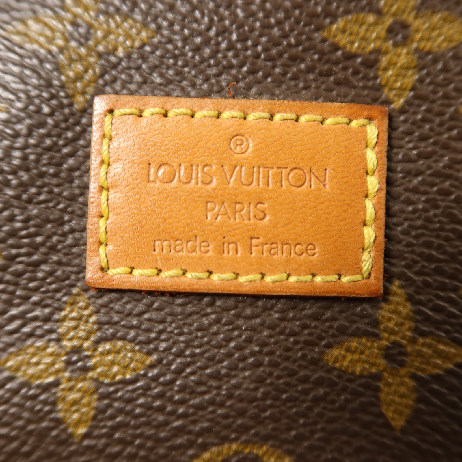 LOUIS VUITTON Monogram Saumur 35金扣肩背袋
