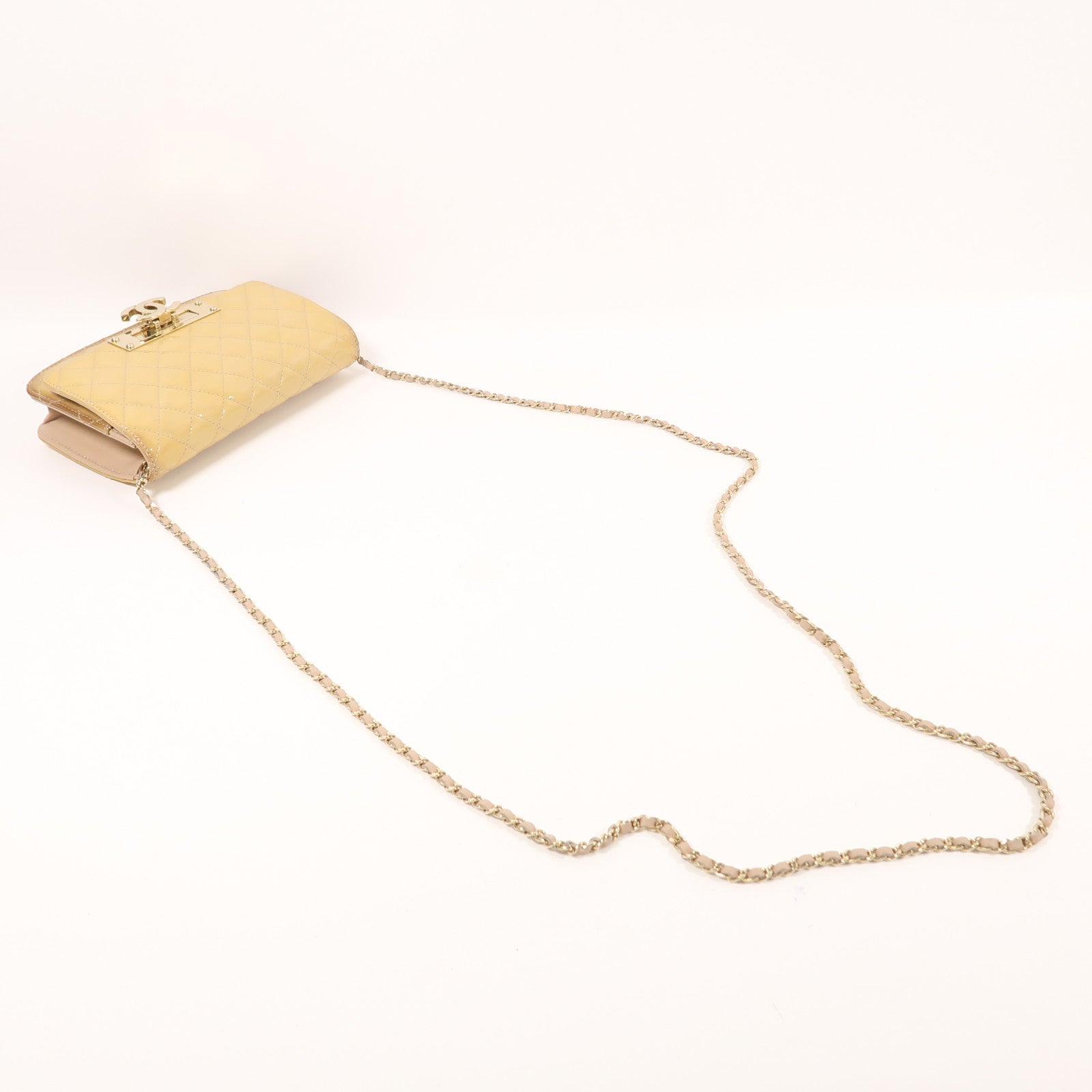 CHANEL 漆皮皮革Wallet On Chain金扣肩背袋