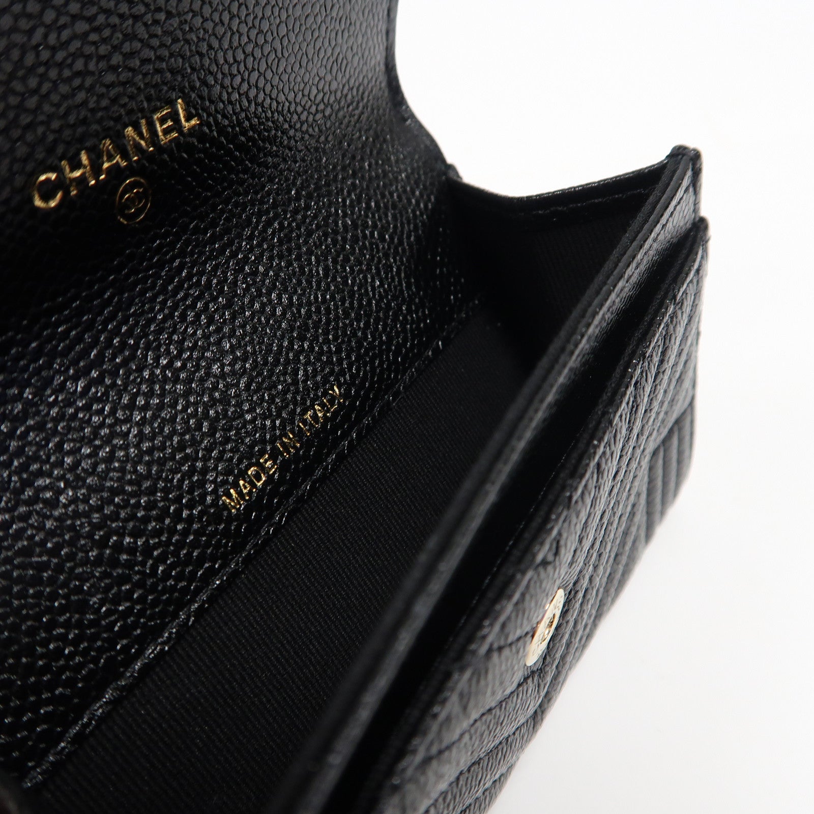 CHANEL 斜紋Caviar皮革Boy Card Case金扣卡片套黑色