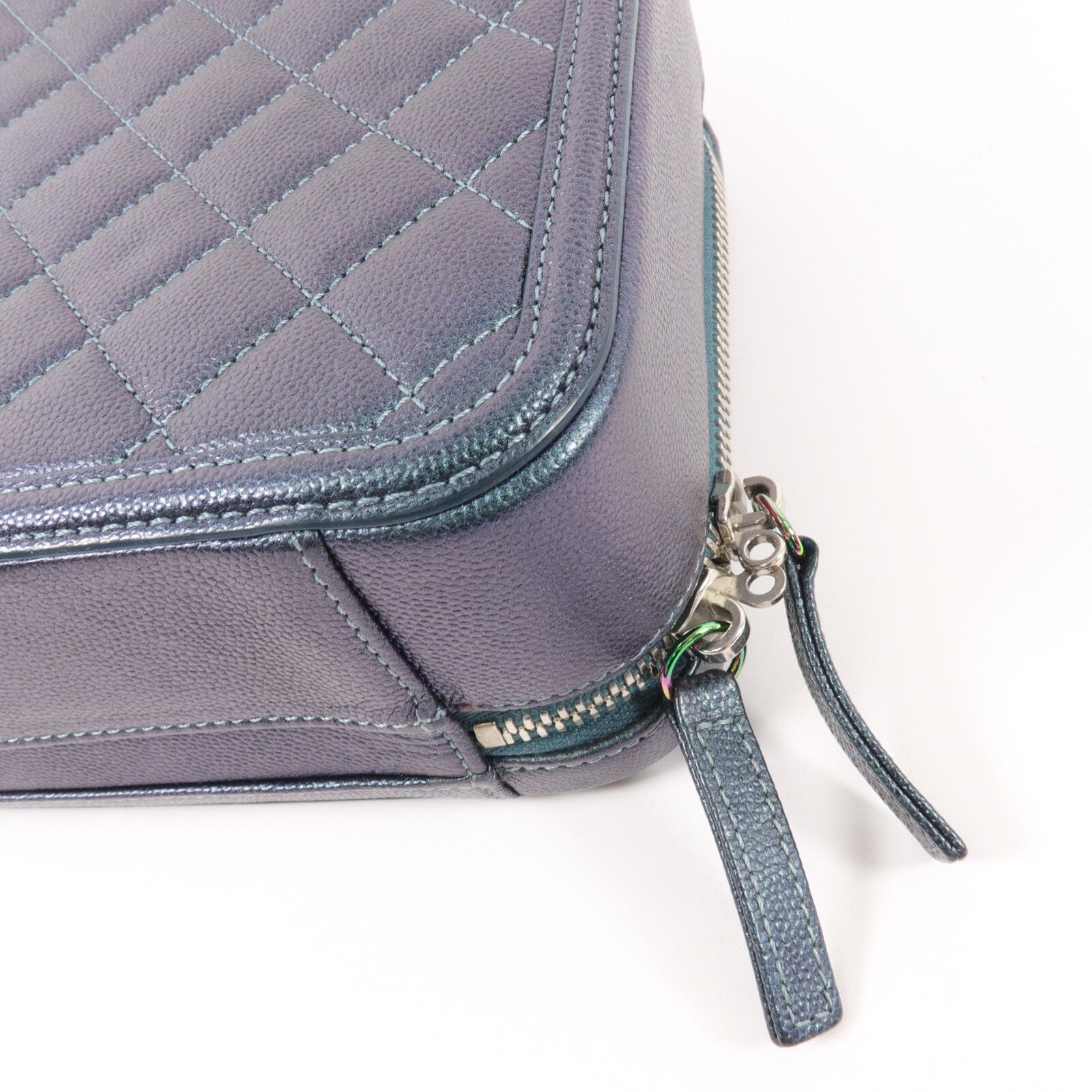CHANEL 牛皮皮革CC Filigree Vanity Case Medium鏈帶肩背袋