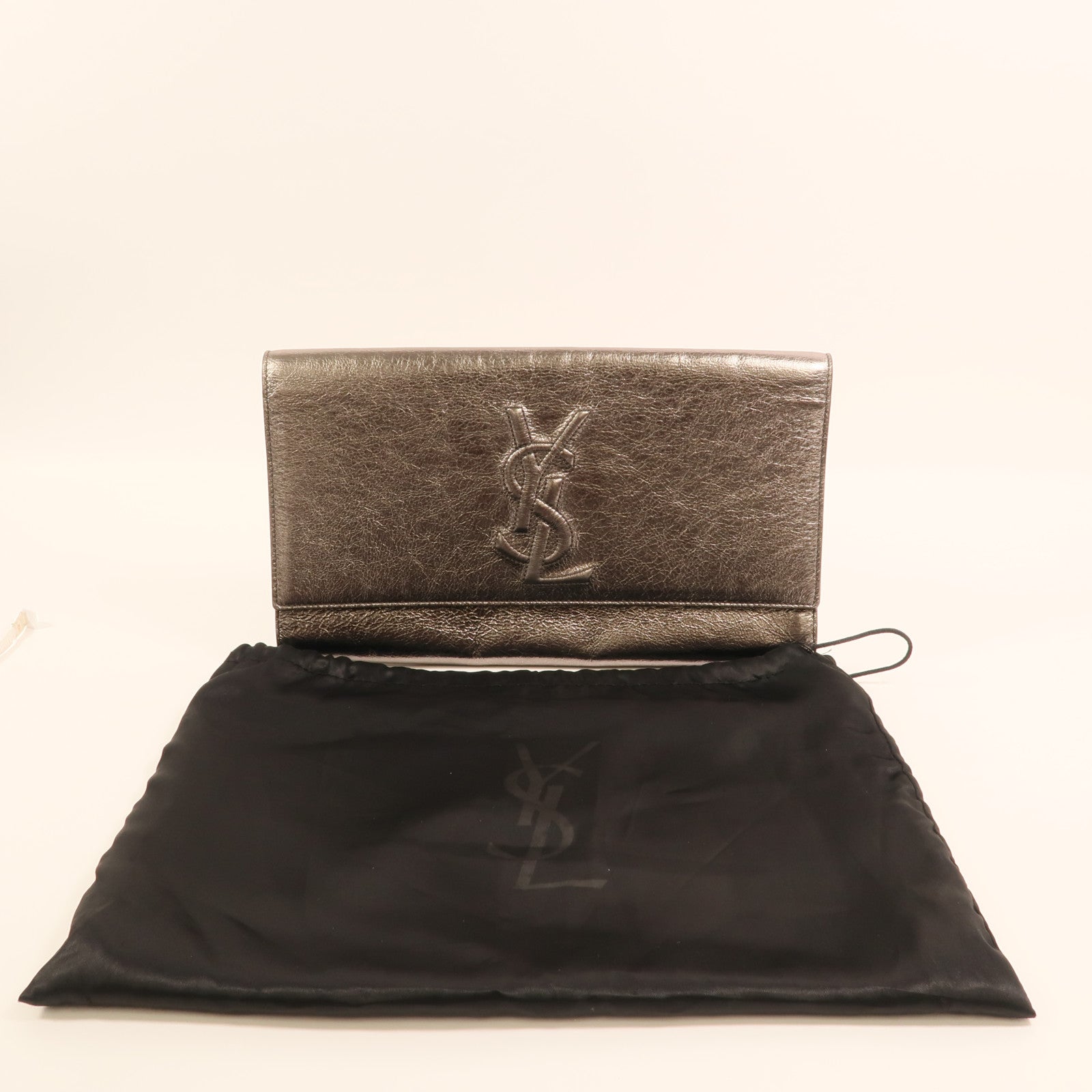 YVES SAINT LAURENT 牛皮皮革Clutch銀扣手拿包