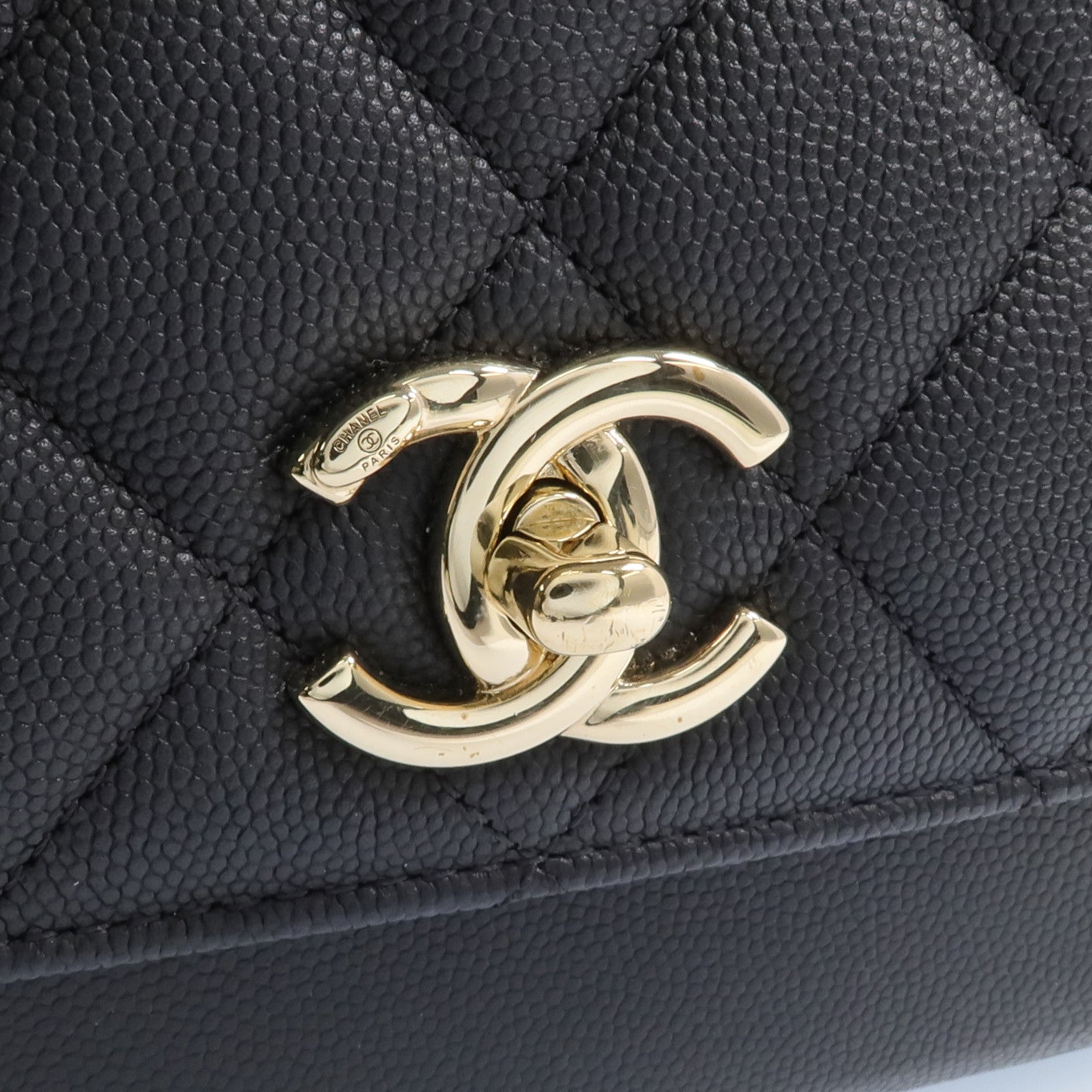 CHANEL 牛皮皮革Business Affinity Medium金扣手挽肩背兩用袋