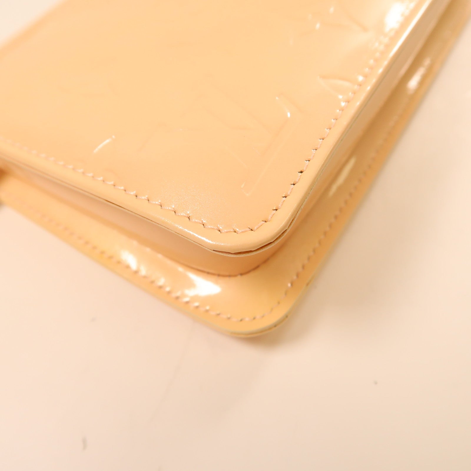LOUIS VUITTON LV GHW Lexington Shoulder Bag M9101 Beige