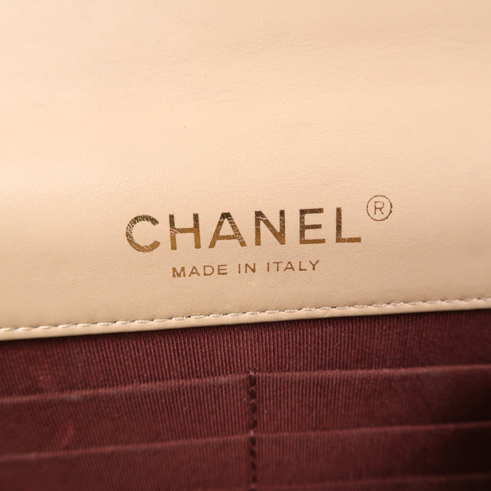 CHANEL 漆皮皮革Wallet On Chain金扣肩背袋