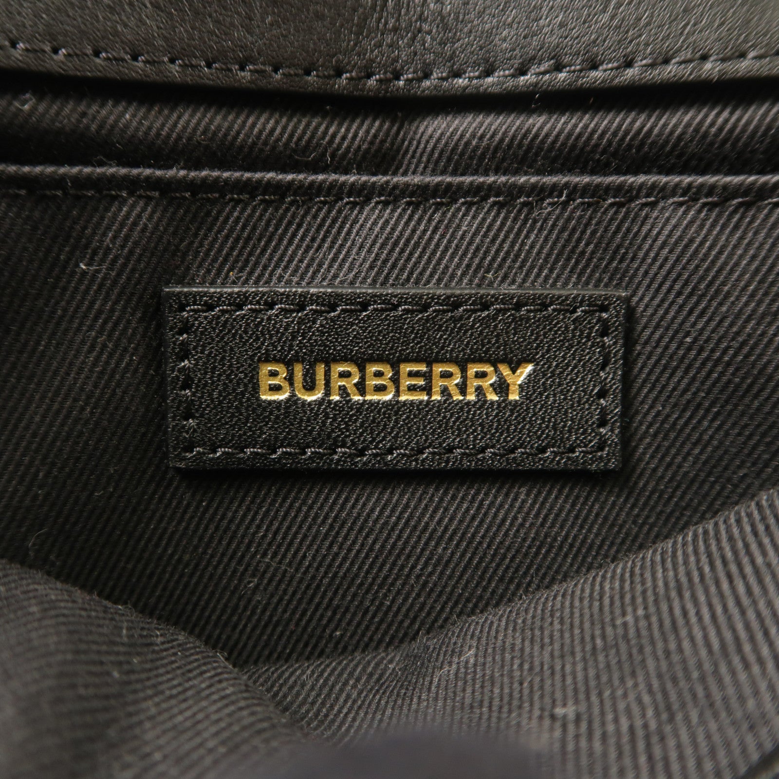 BURBERRY 尼龍Shoulder Bag金扣肩背袋