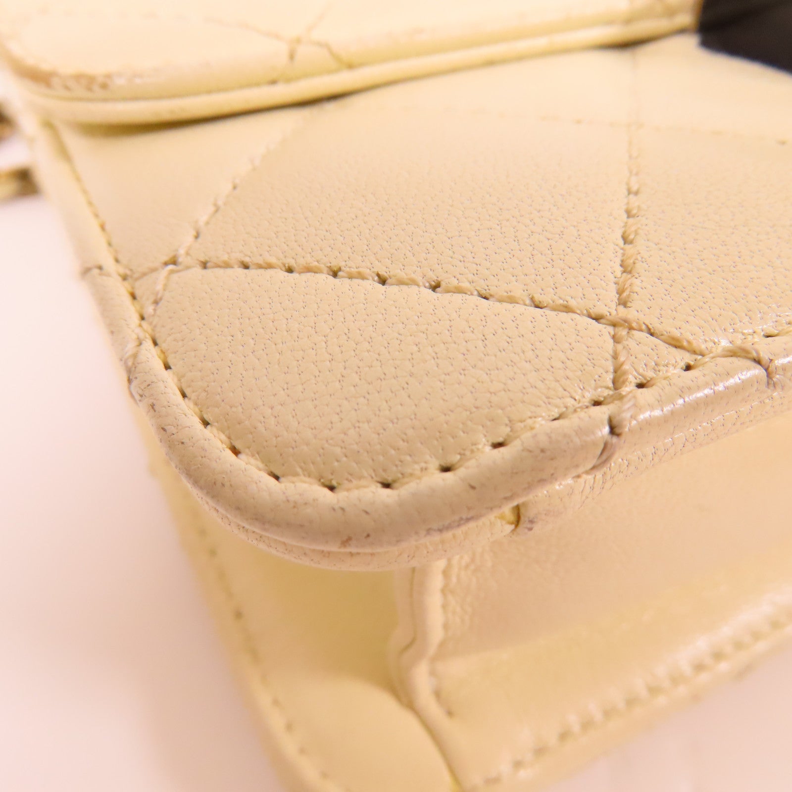 CHANEL 羊皮皮革Beauty Lock Flap Bag金扣肩背袋