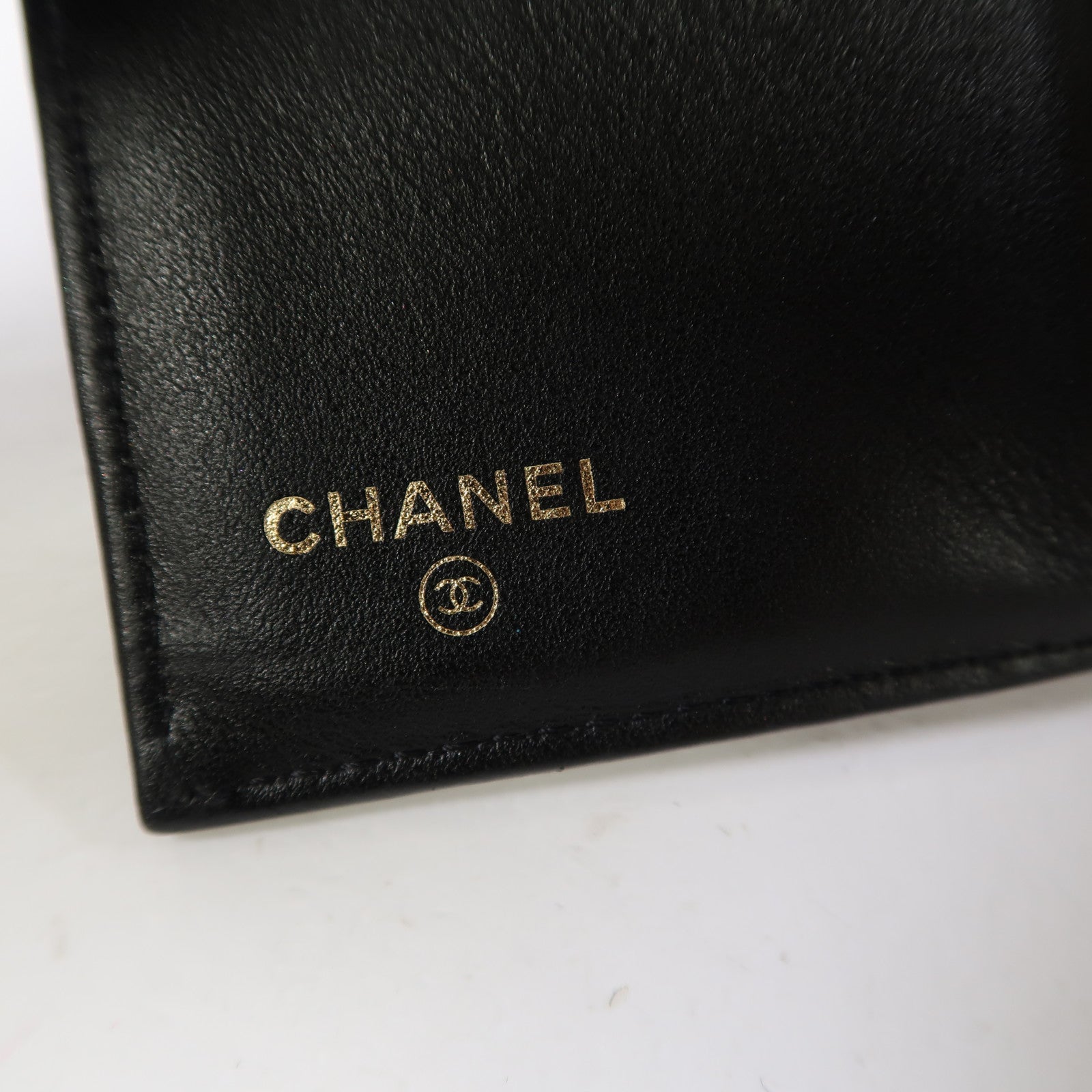 CHANEL 菱格牛皮皮革Boy Wallet金扣錢包黑色