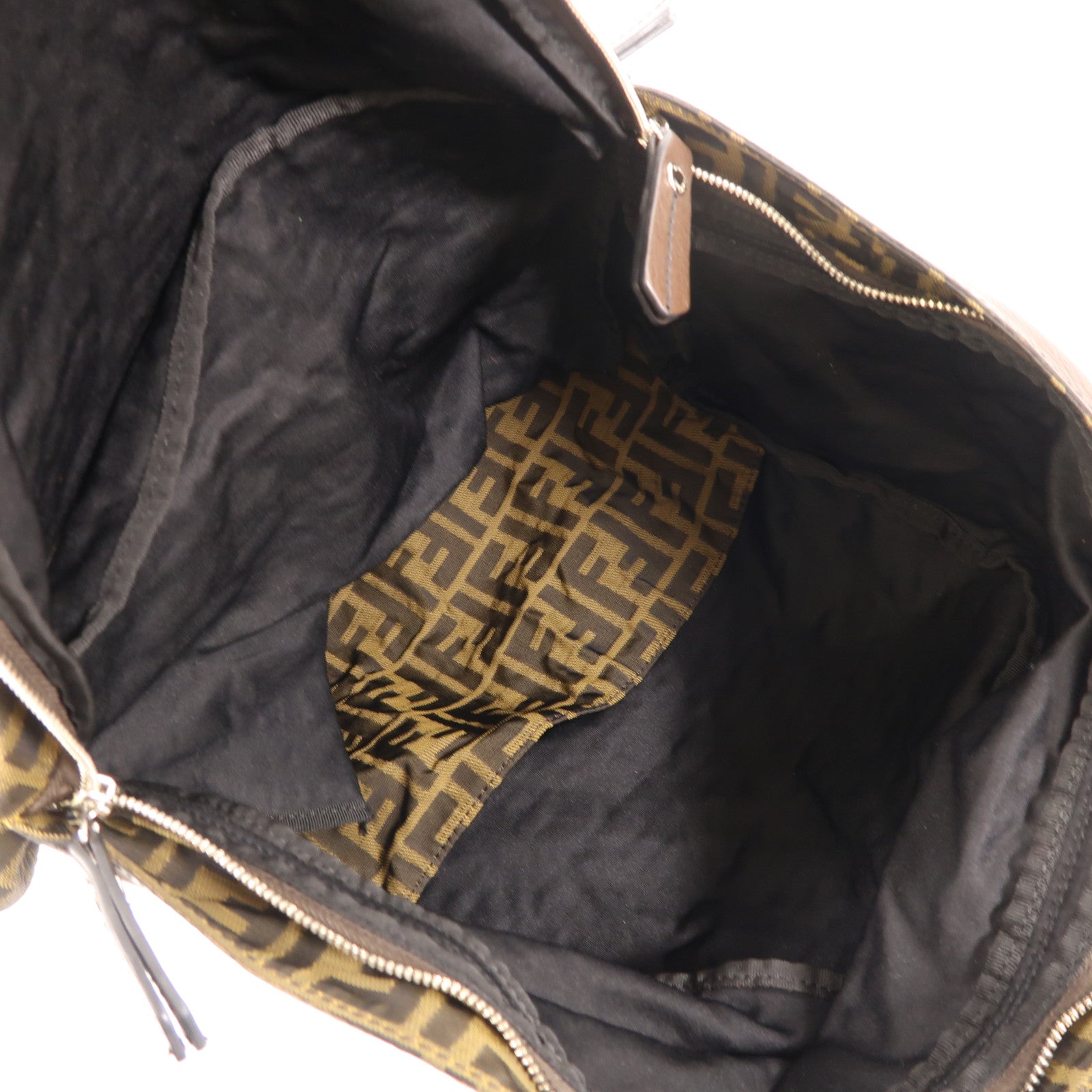 FENDI 帆布Backpack銀扣背包