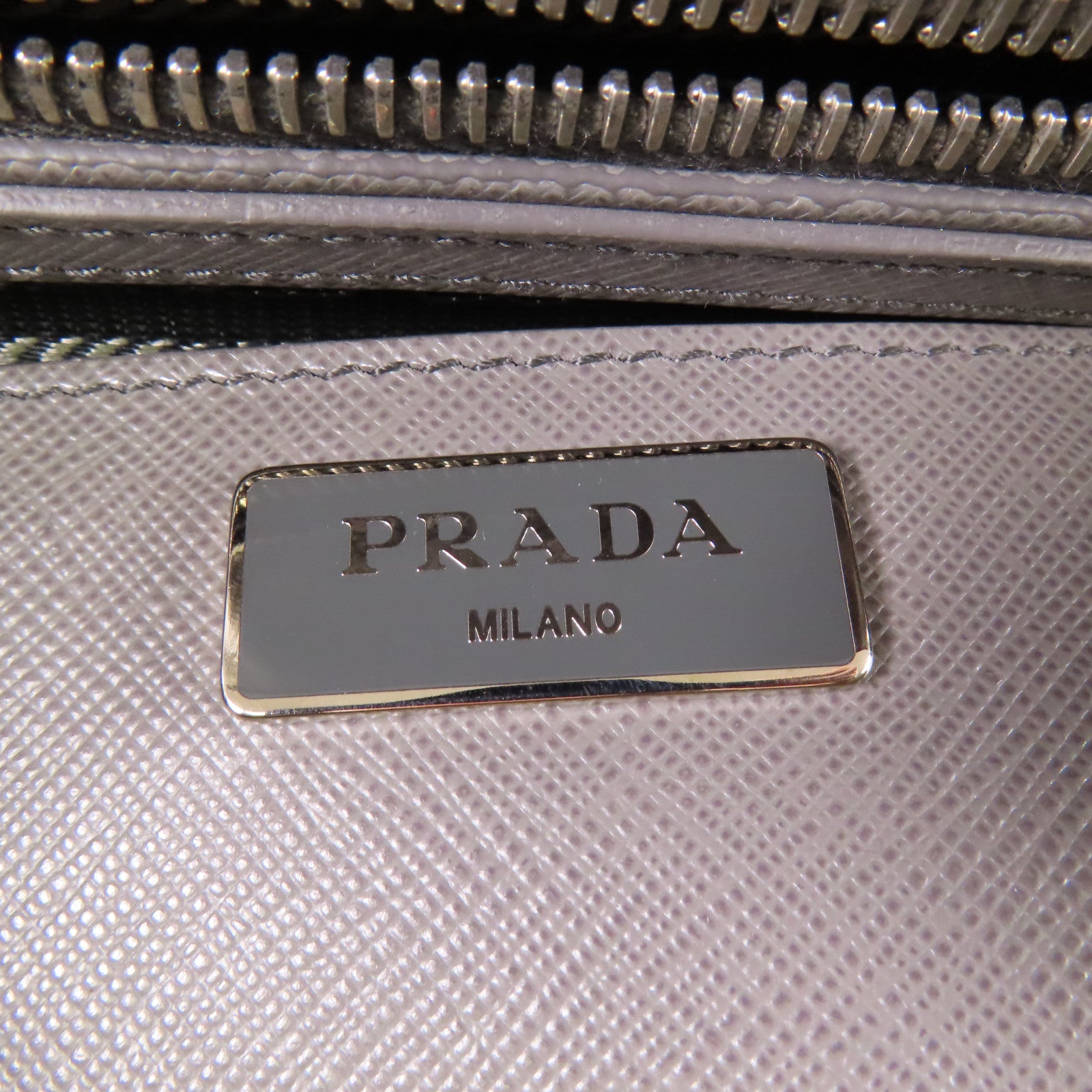 PRADA 牛皮皮革2 Way Bag銀扣手挽肩背兩用袋