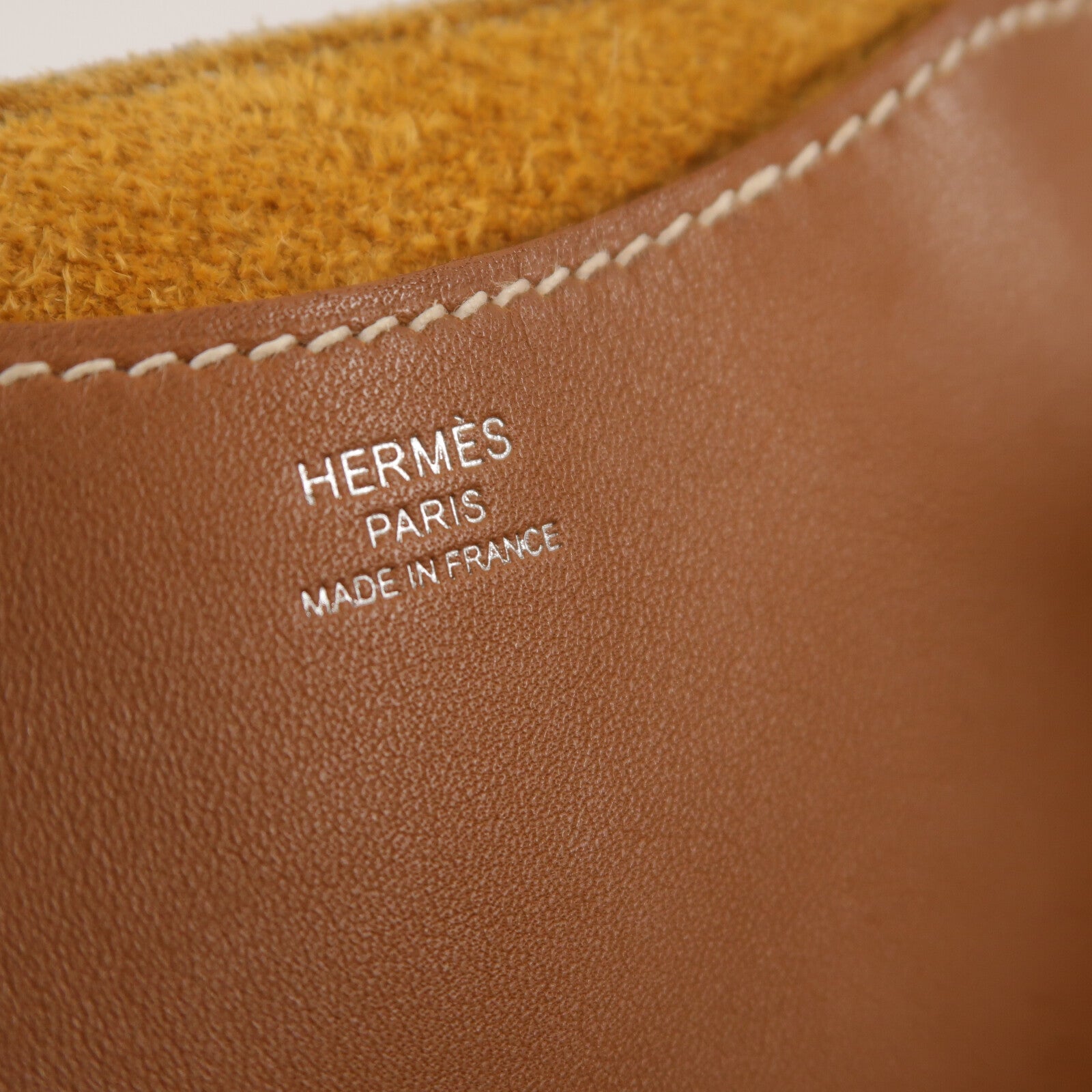 HERMES Clemence皮革In The Loop 18手挽袋Gold