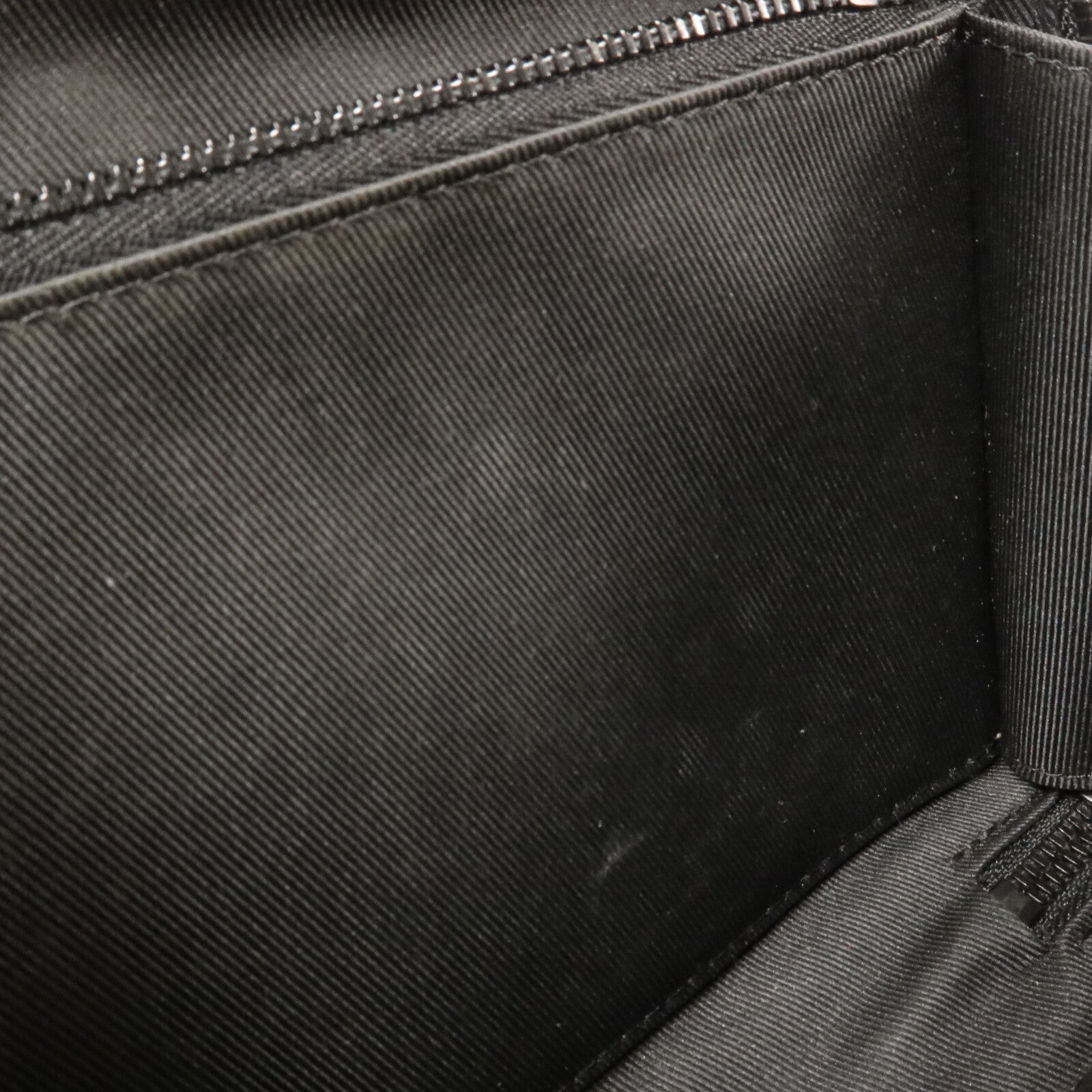 LOUIS VUITTON Monogram Eclipse Soft Trunk Wallet肩背袋