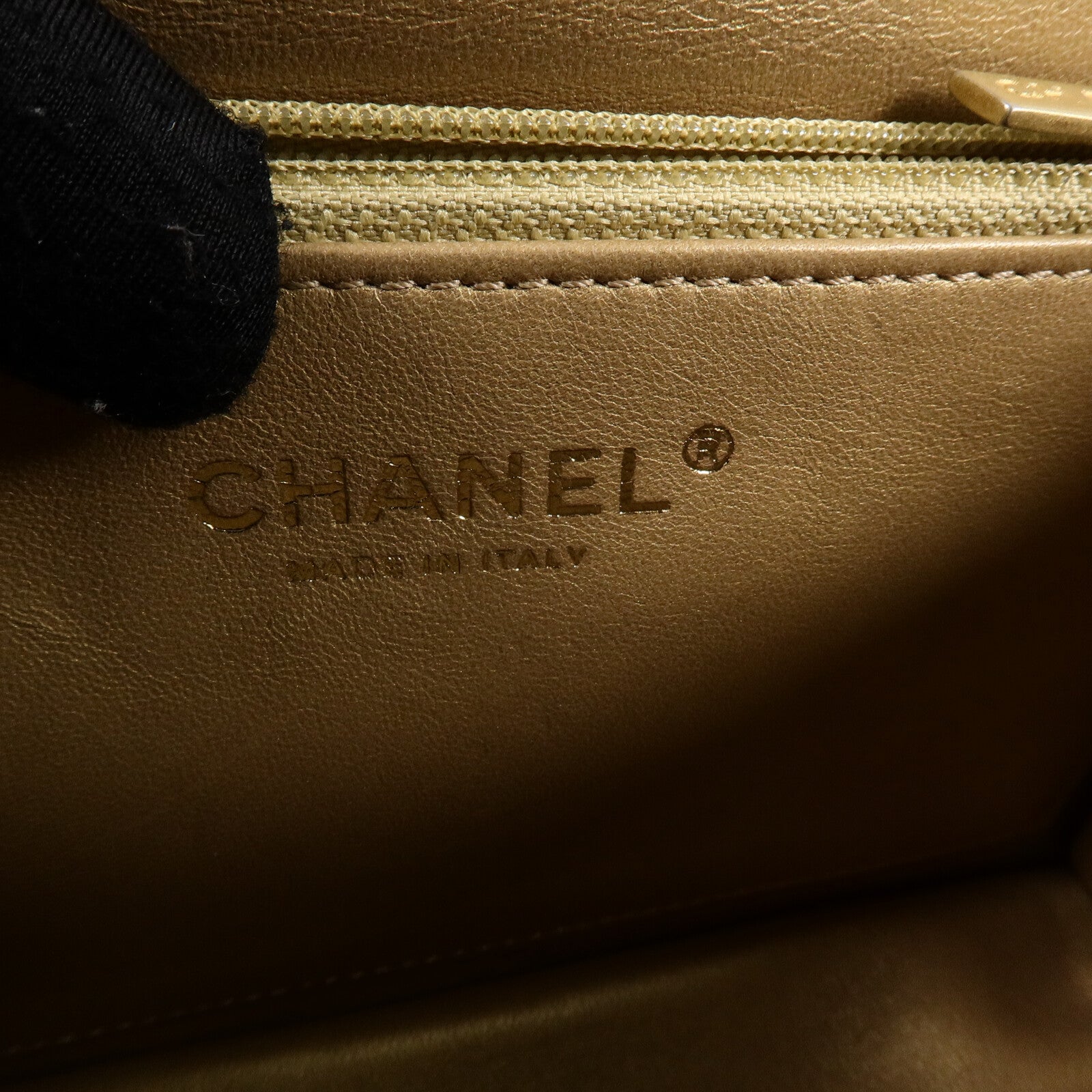 CHANEL 牛皮皮革Pearl Flap Bag鏈帶肩背袋