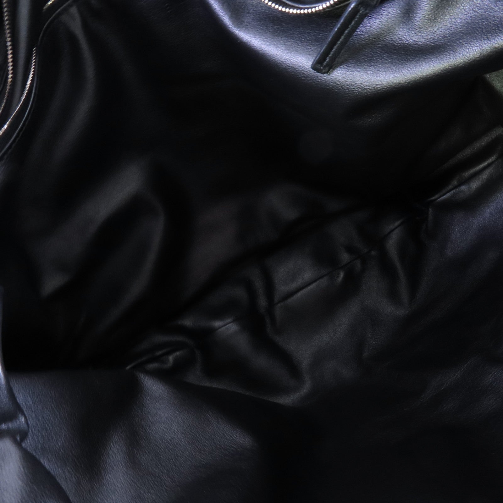 BOTTEGA VENETA 織紋皮革Jodie Tote銀扣肩背袋