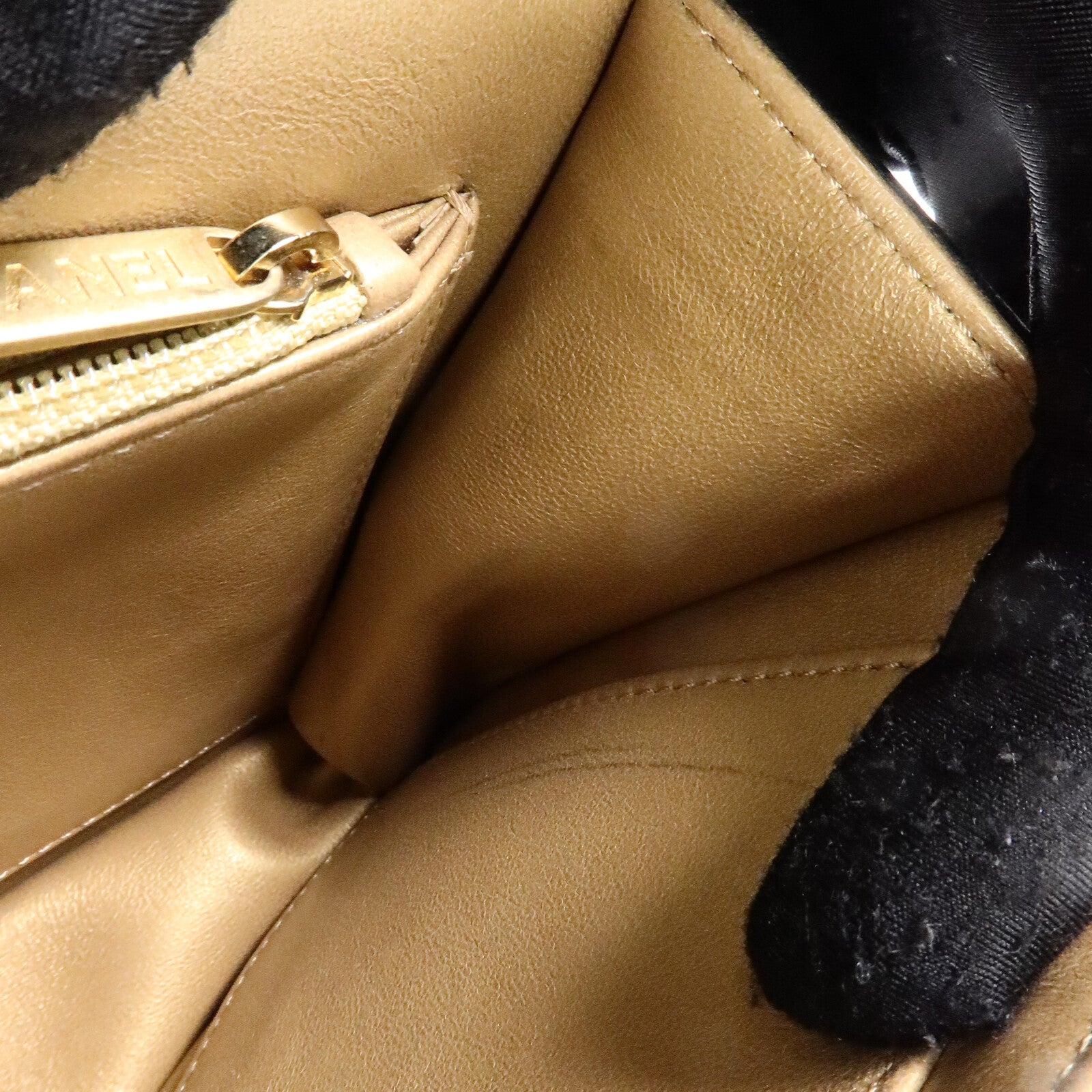 CHANEL 牛皮皮革Pearl Flap Bag鏈帶肩背袋