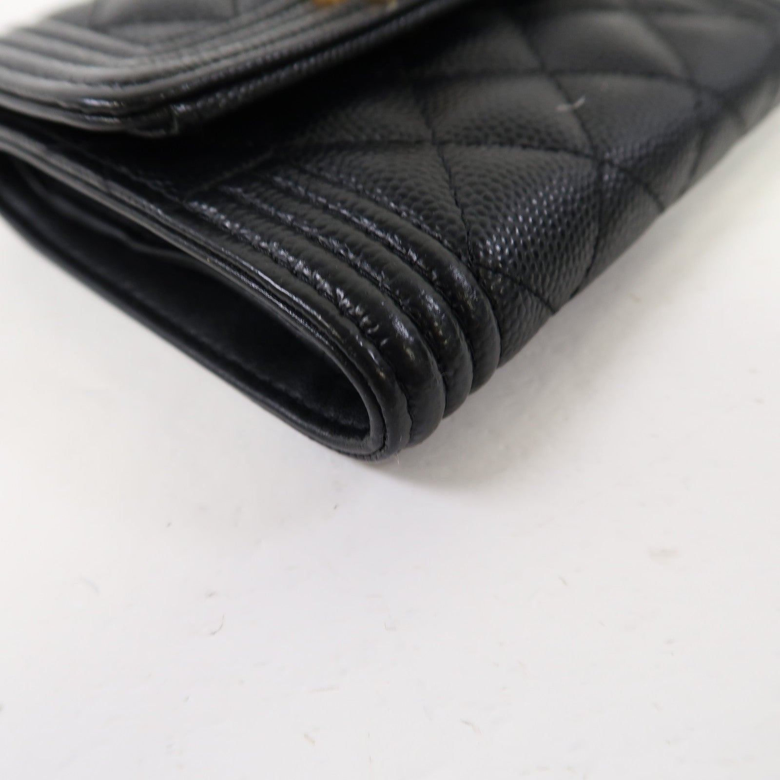 CHANEL 菱格牛皮皮革Boy Wallet金扣錢包黑色