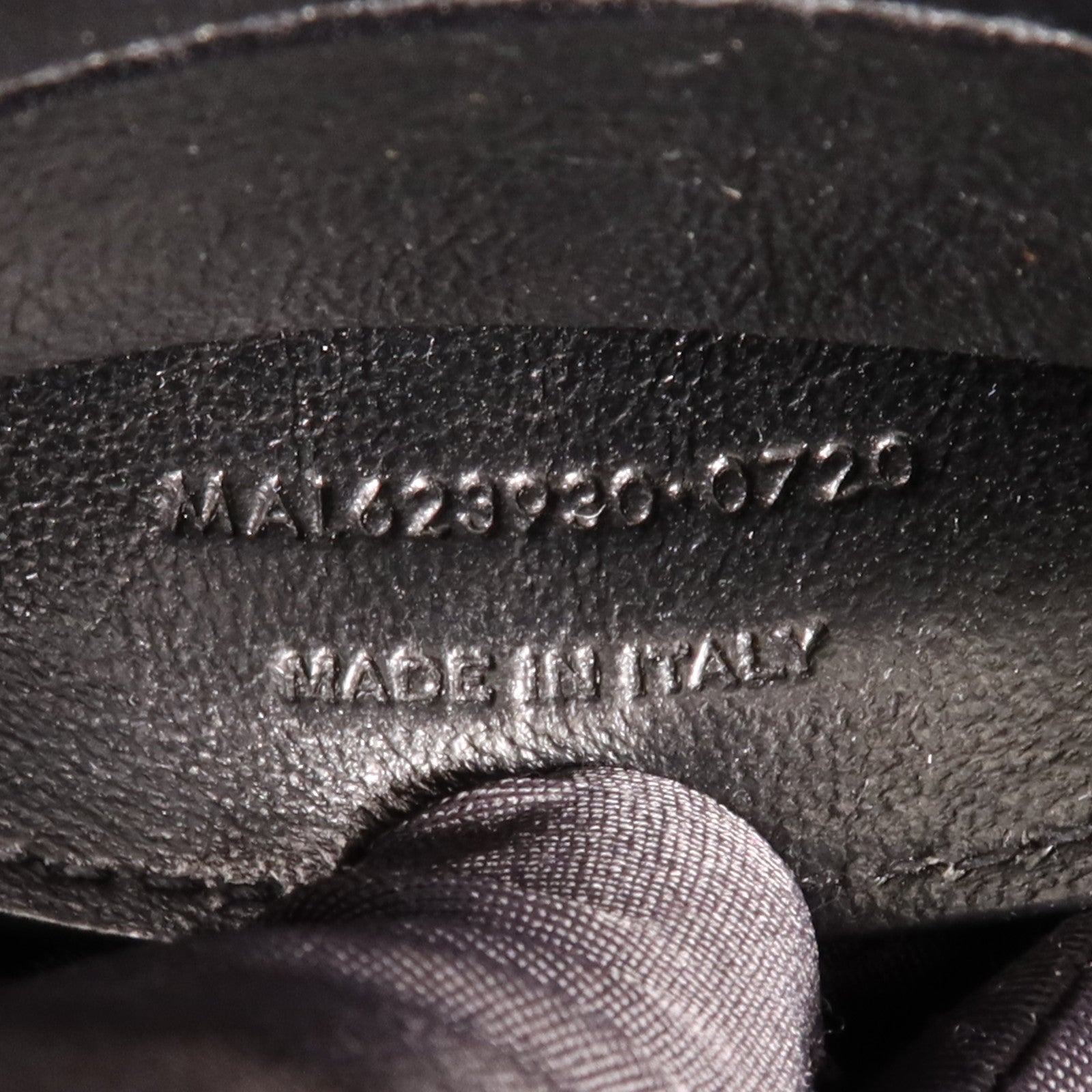 YVES SAINT LAURENT 牛皮皮革Cassandra Mini金扣手挽肩背兩用袋