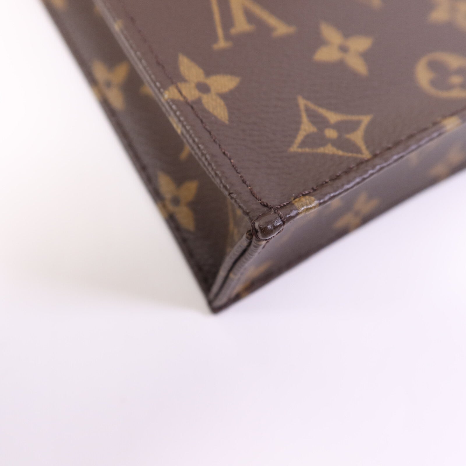 LOUIS VUITTON Monogram Petit Sac Plat金扣手挽肩背兩用袋