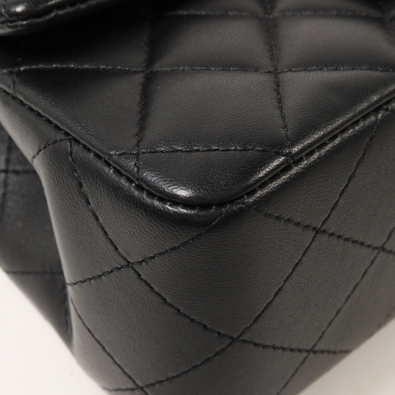 CHANEL 羊皮皮革Mini Classic Flap Bag With Handle手挽肩背兩用袋