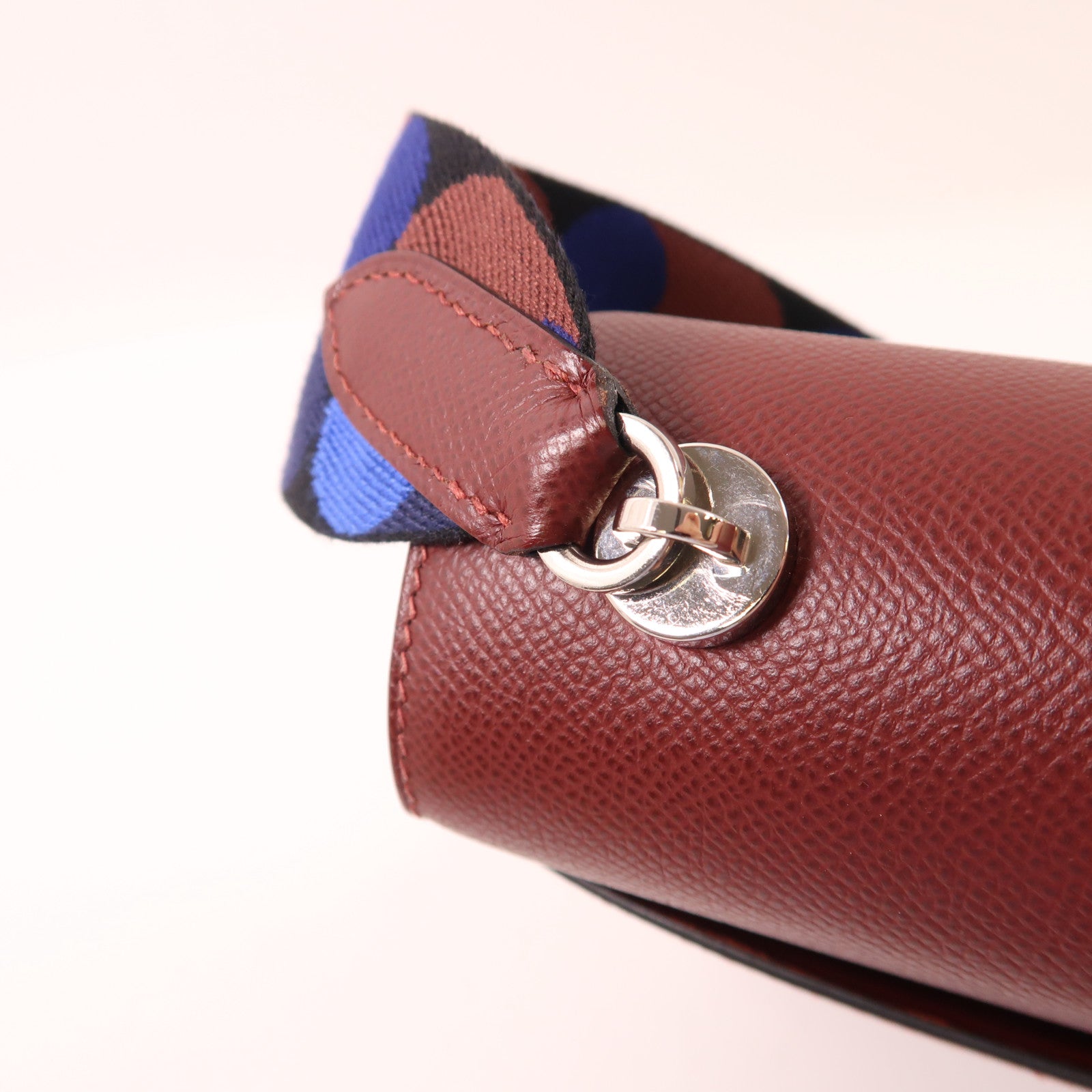 HERMES 【激減優惠】Epsom皮革Verrou 23 銀扣肩背袋55 Rouge H