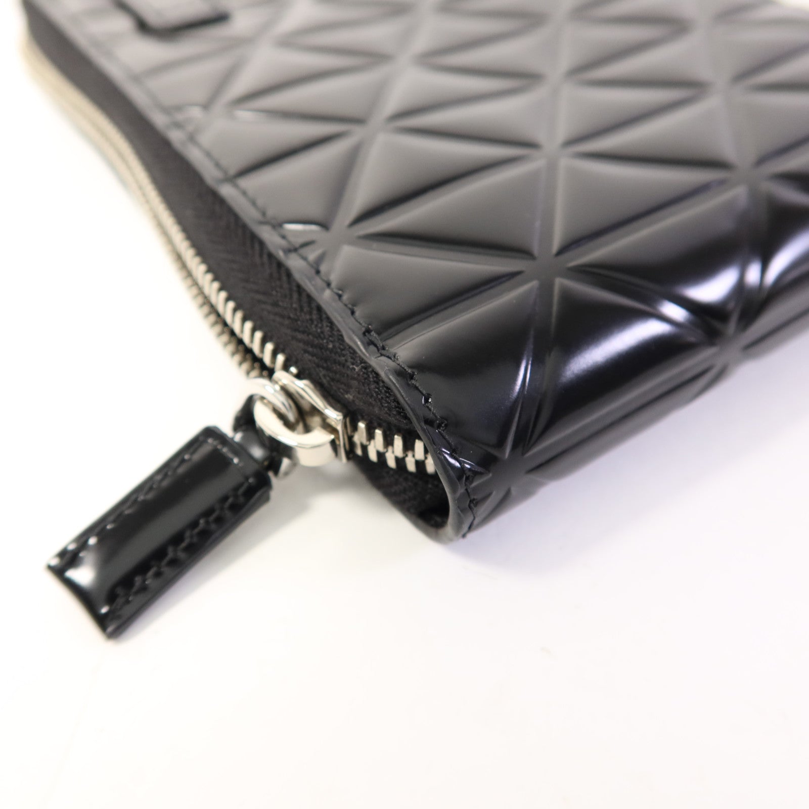 PRADA 牛皮皮革Phone Case銀扣手機肩背袋