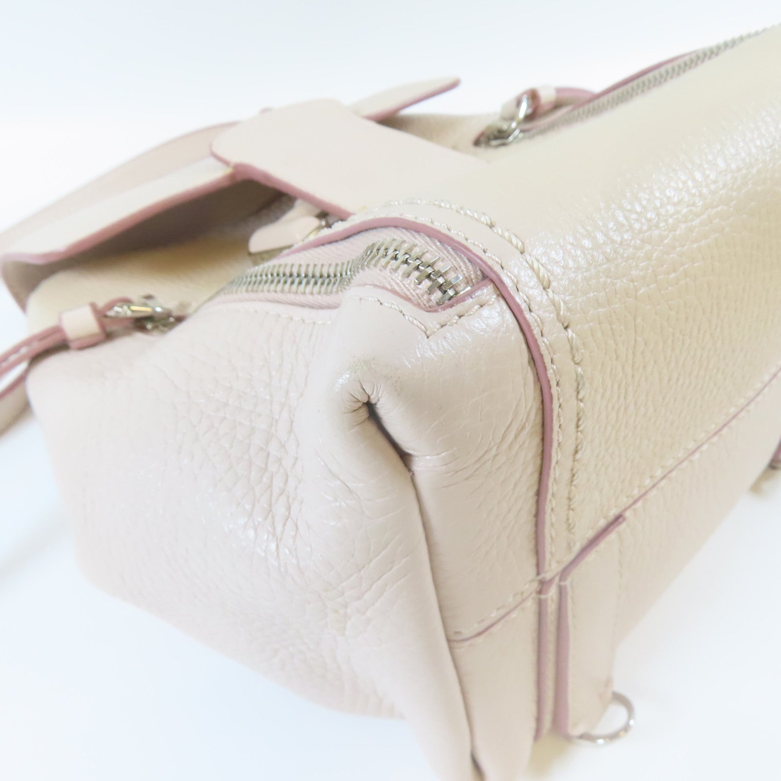 TOD’S 牛皮皮革Backpack銀扣背包米色
