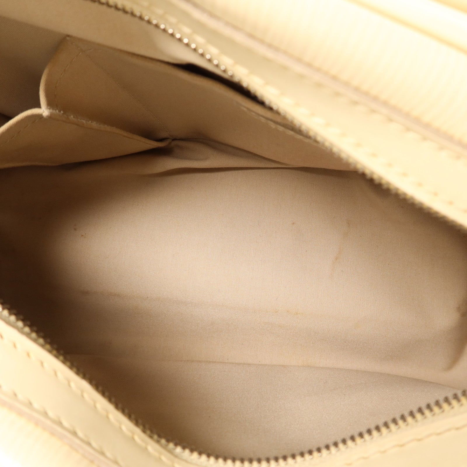 LOUIS VUITTON 【激減優惠】Epi Bowling Montaigne PM銀扣手挽袋