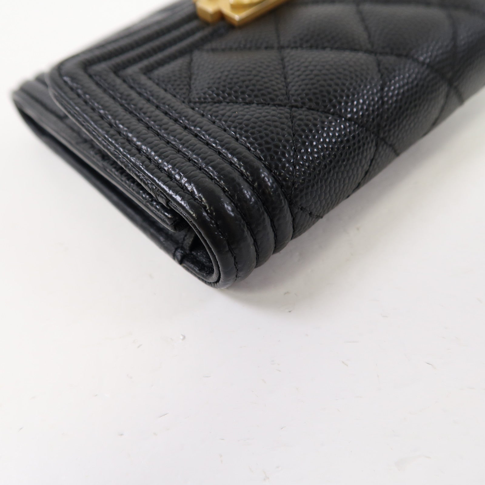 CHANEL 菱格牛皮皮革Boy Wallet金扣錢包黑色