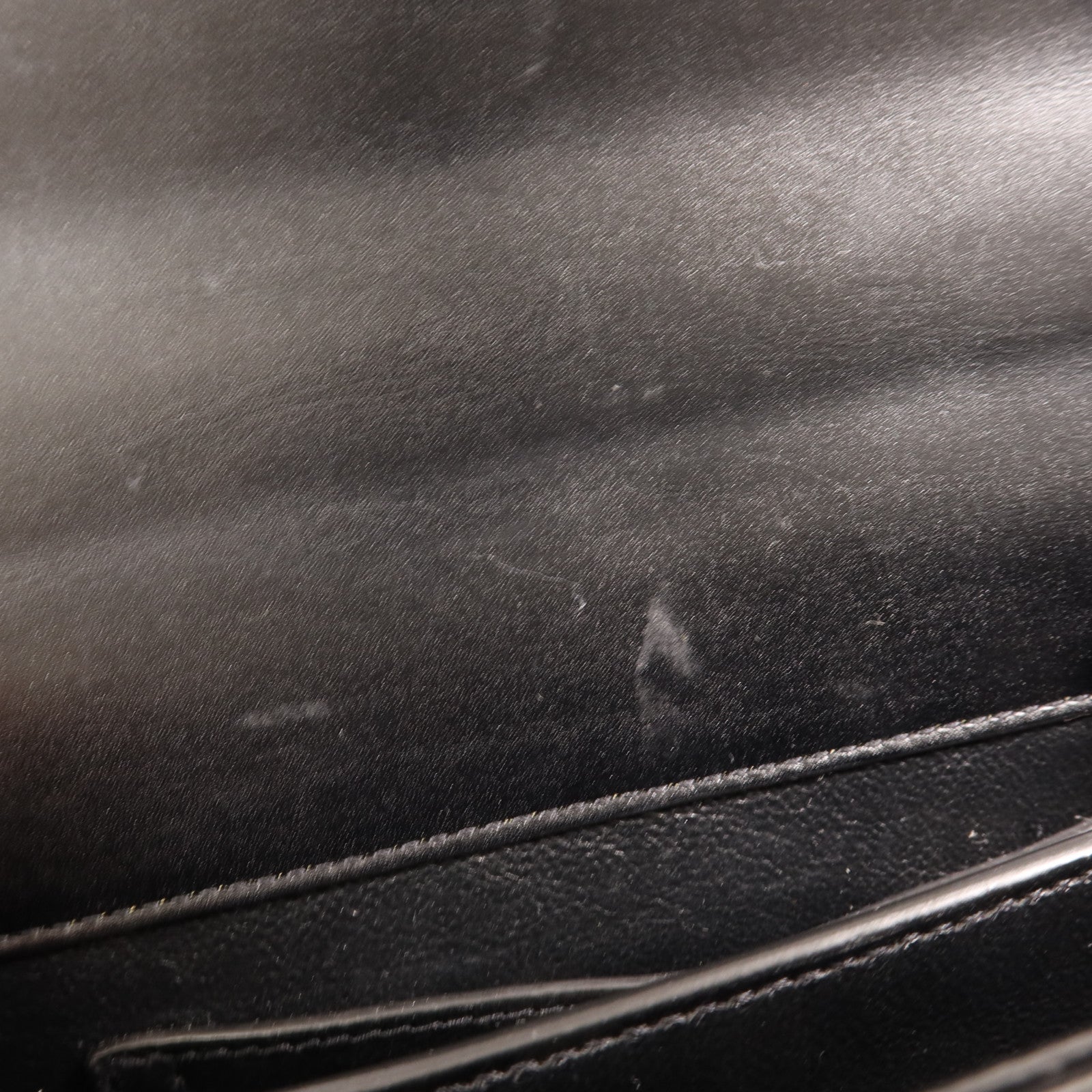 YVES SAINT LAURENT 牛皮皮革Cassandra Mini金扣手挽肩背兩用袋