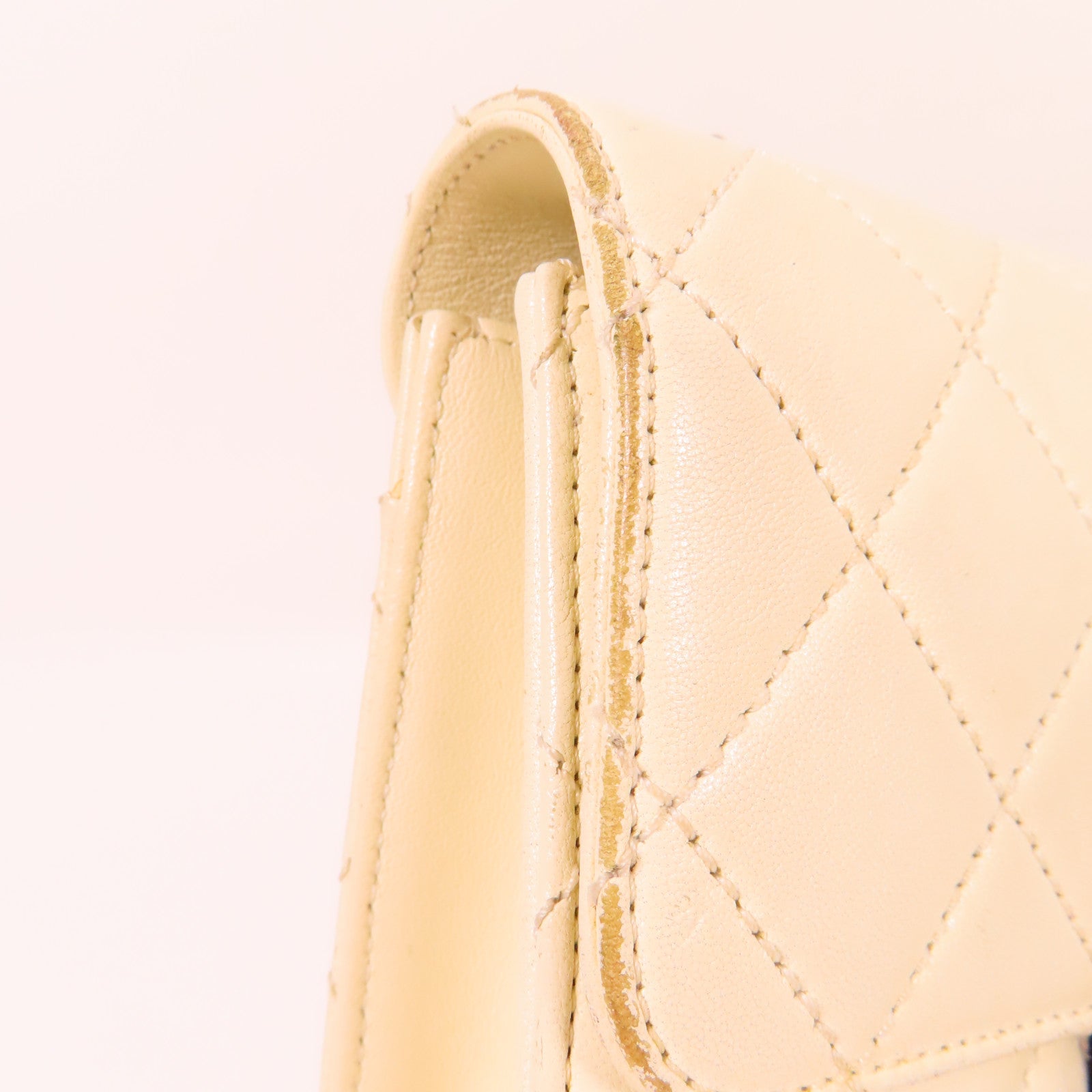 CHANEL 羊皮皮革Beauty Lock Flap Bag金扣肩背袋