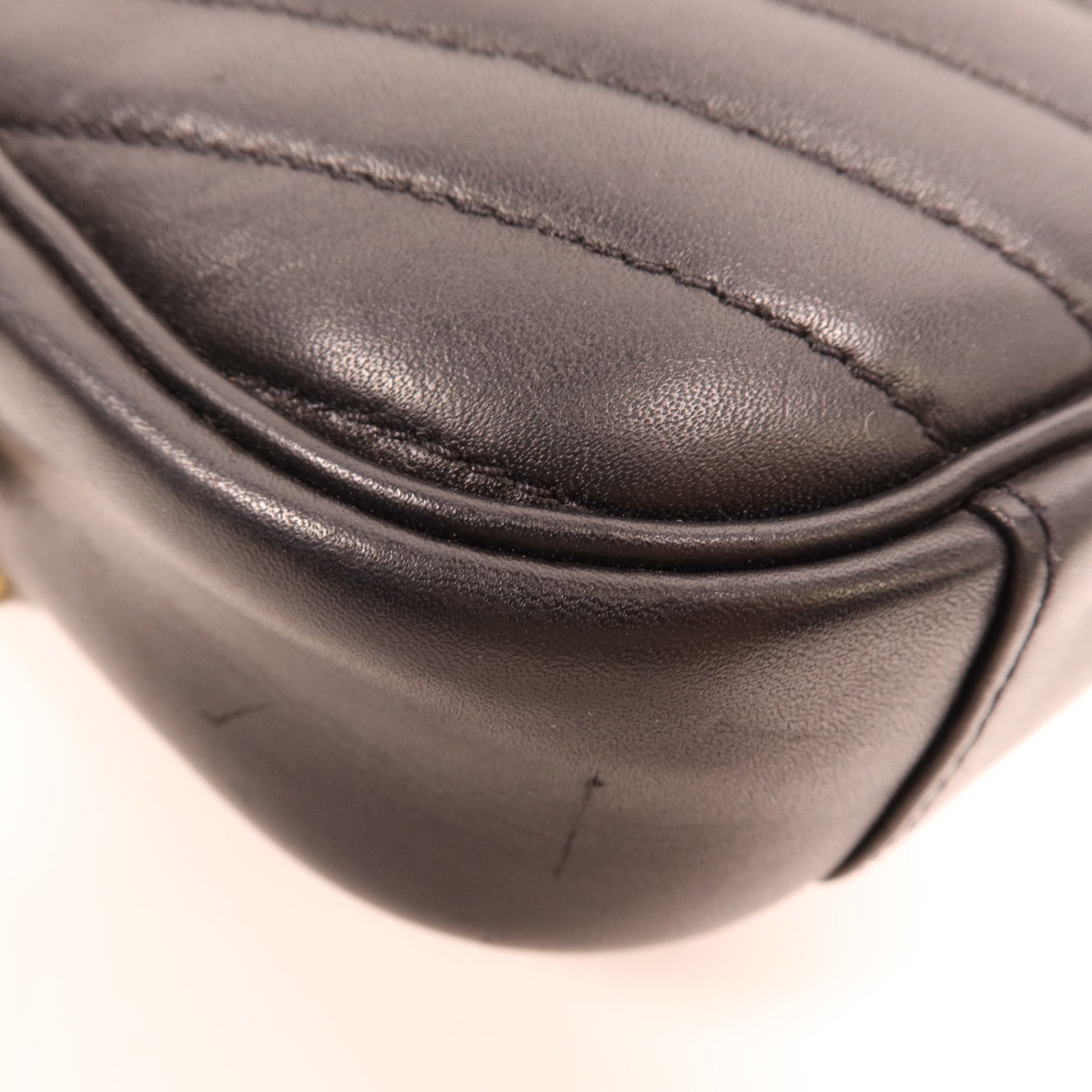 LOUIS VUITTON 牛皮皮革New Wave Camera Bag金扣鏈帶肩背袋