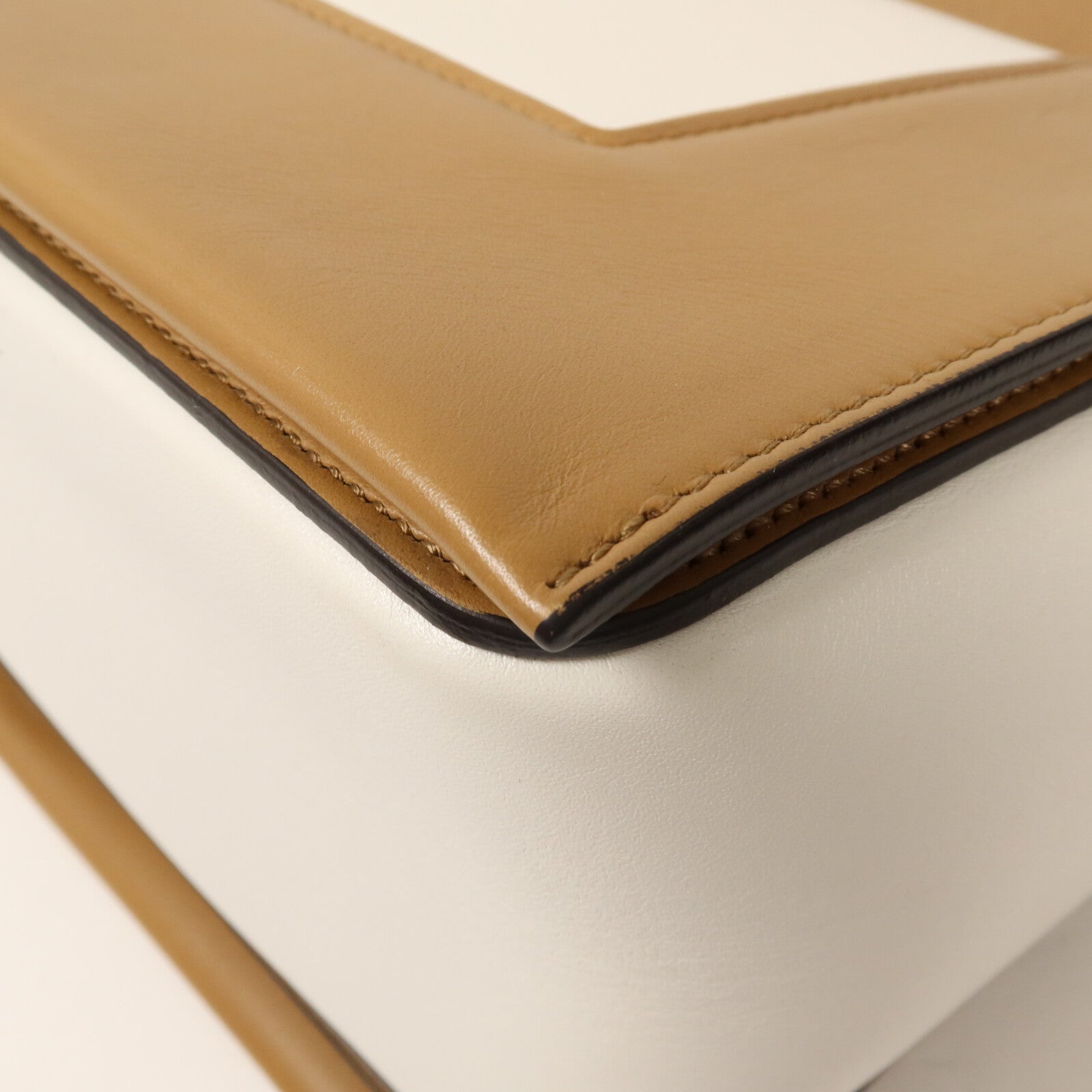 CELINE 牛皮皮革Frame Bag肩背袋