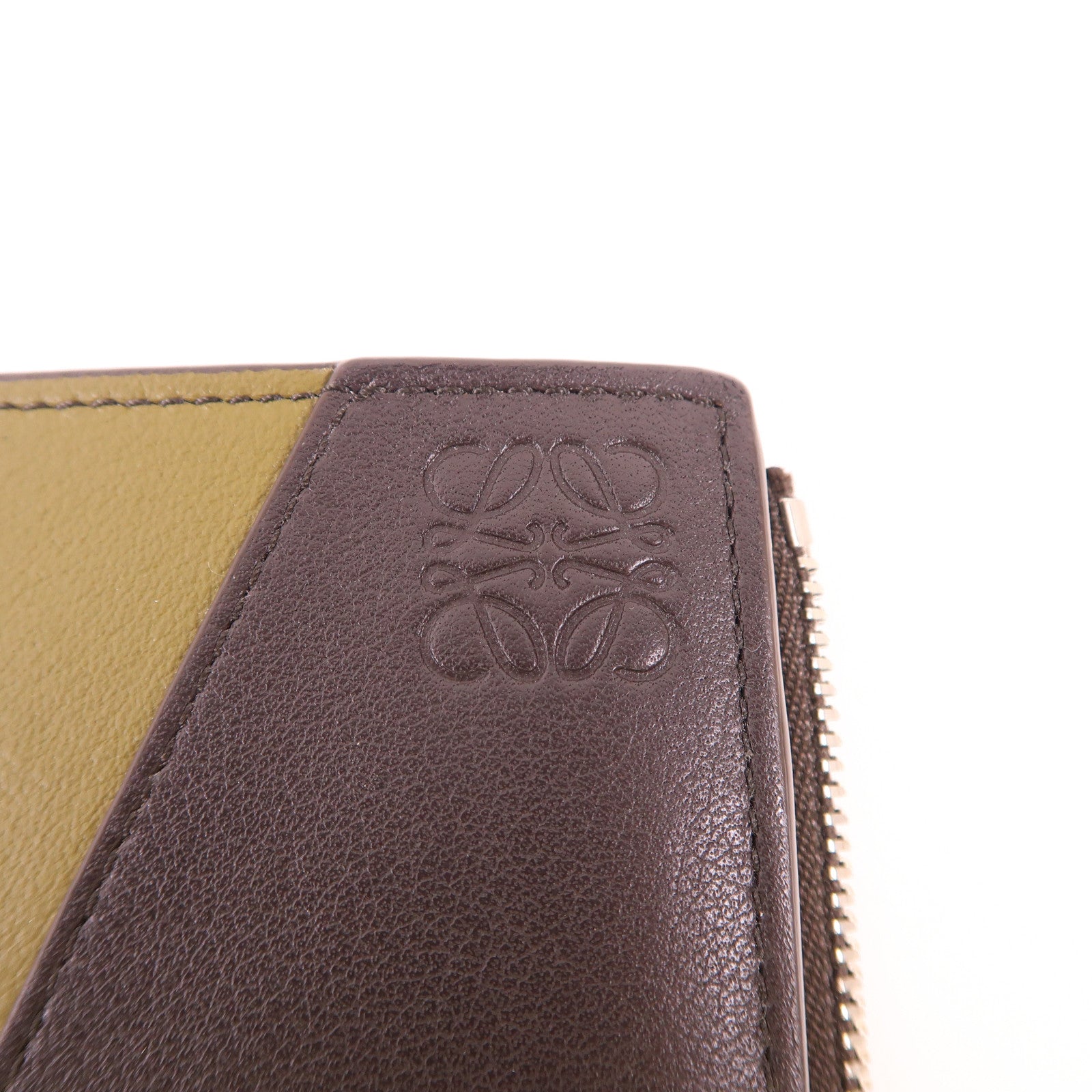 LOEWE 牛皮皮革Puzzle Slim Compact Wallet銀扣錢包