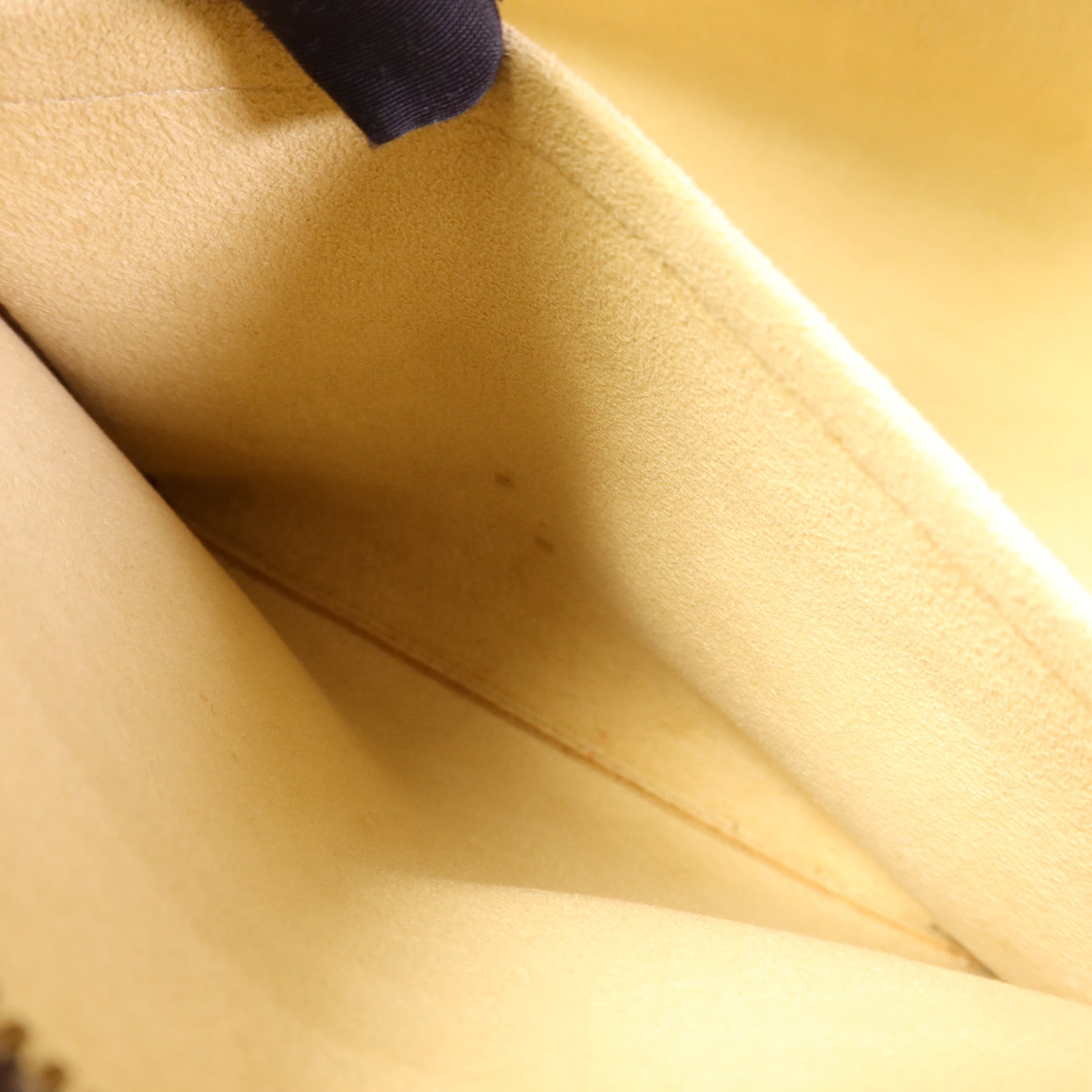 LOUIS VUITTON Monogram Cite GM金扣肩背袋