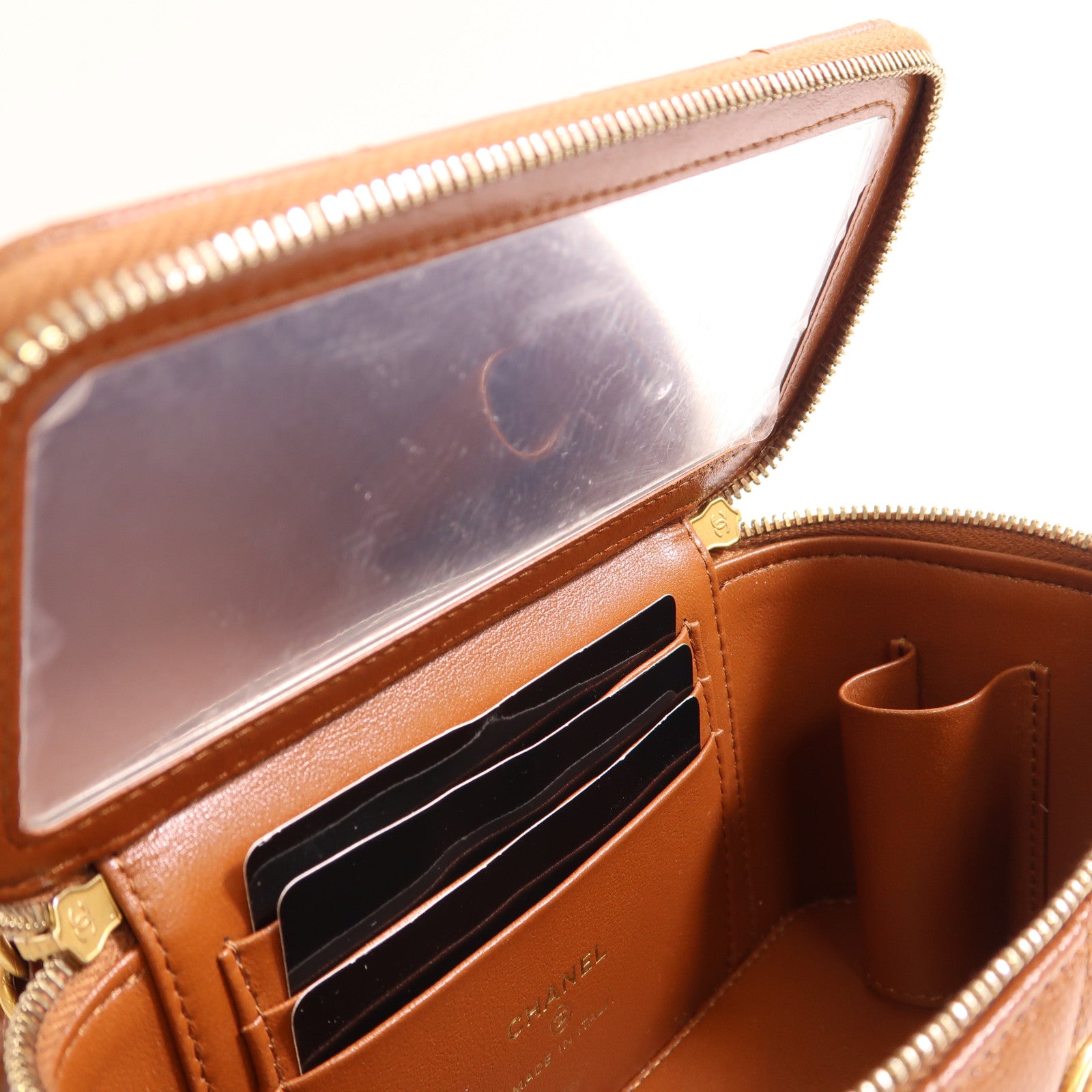 CHANEL 牛皮皮革Shoulder bag金扣鏈帶肩背袋