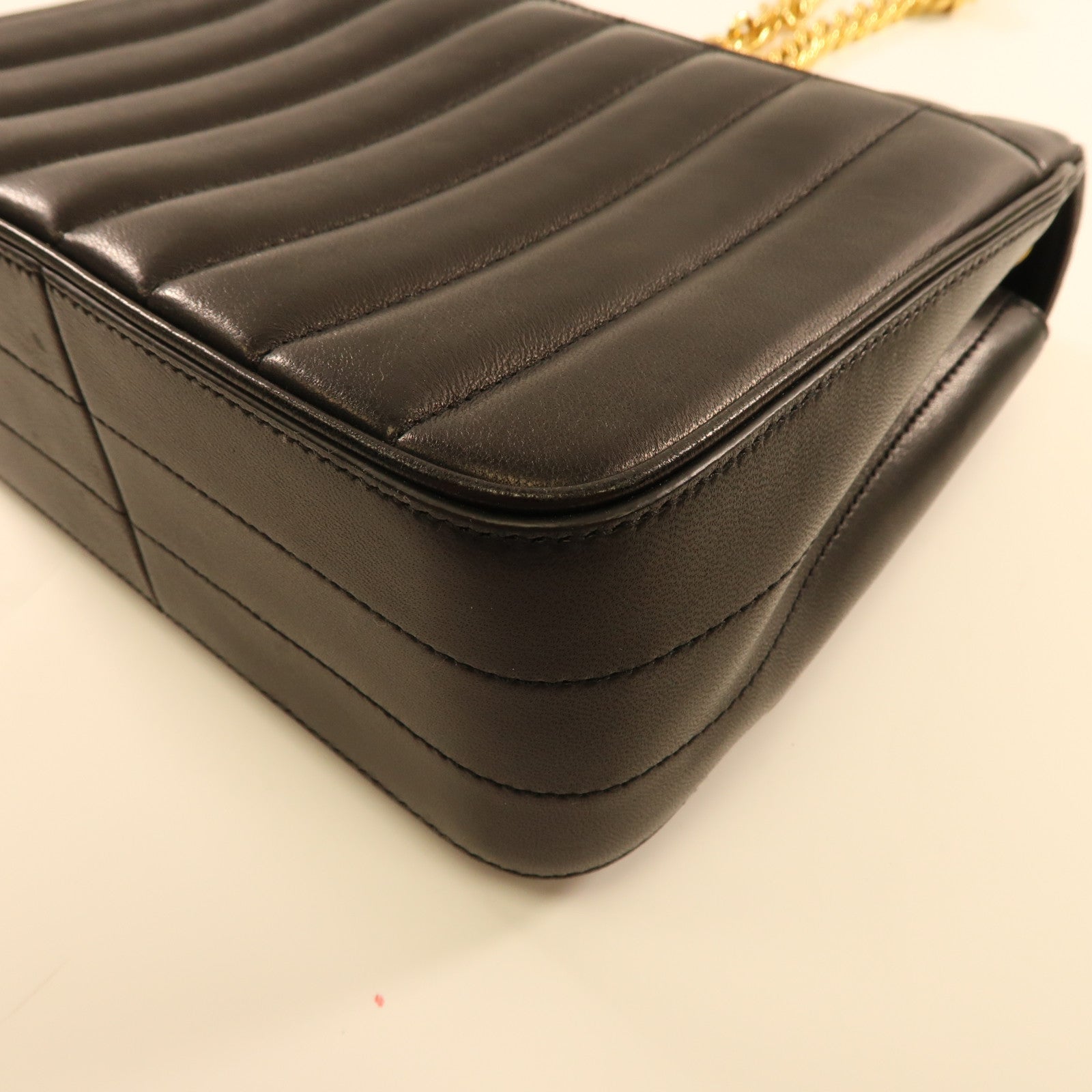 SAINT LAURENT 羊皮皮革Vicky金扣鏈帶肩背袋黑色