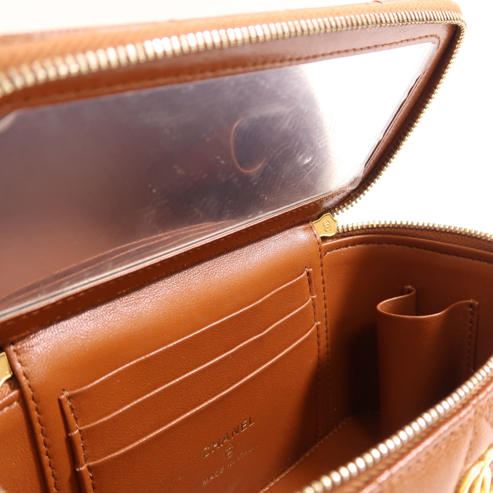 CHANEL 牛皮皮革Shoulder bag金扣鏈帶肩背袋