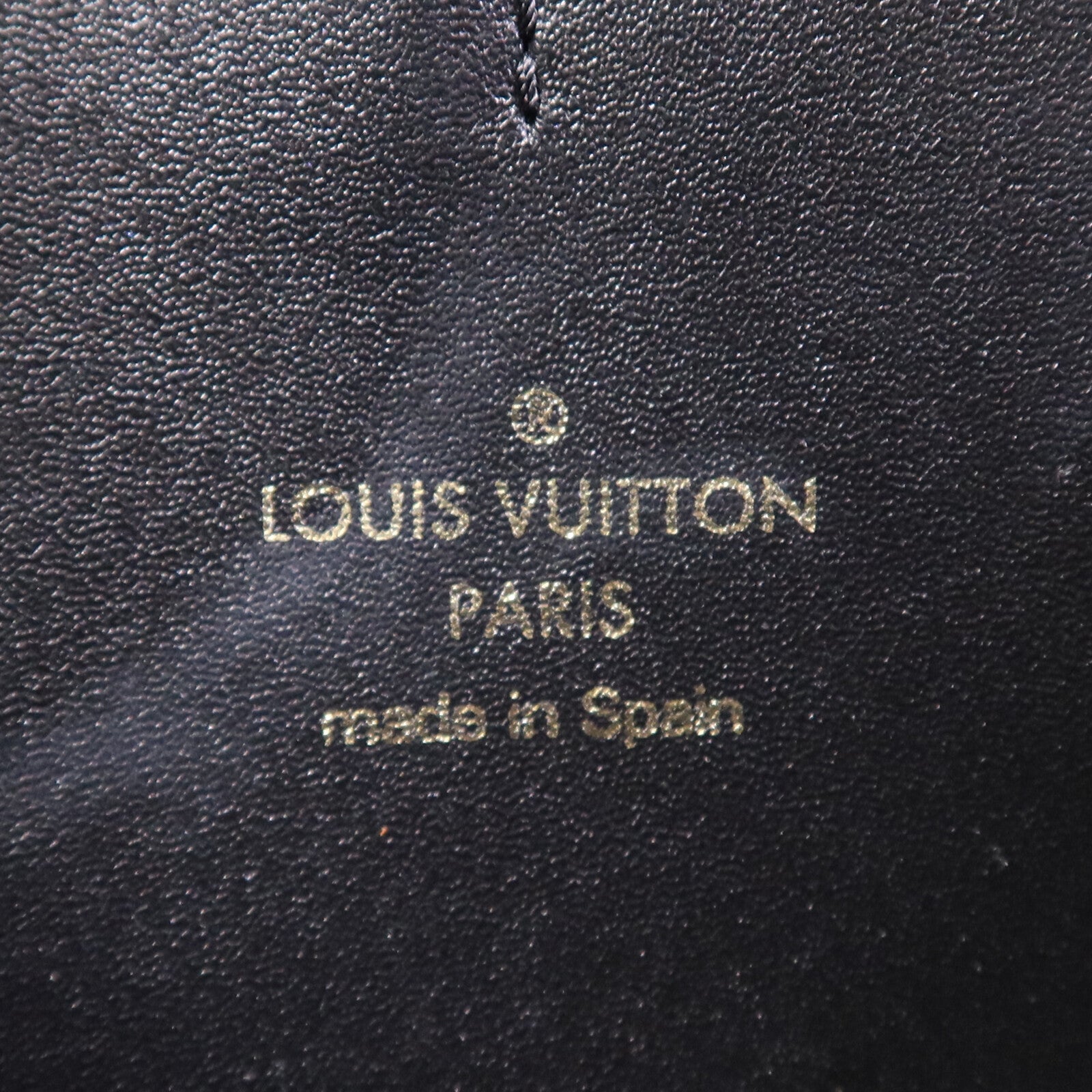 LOUIS VUITTON 【激減優惠】Taurillon Dauphine Bum Bag金扣腰包