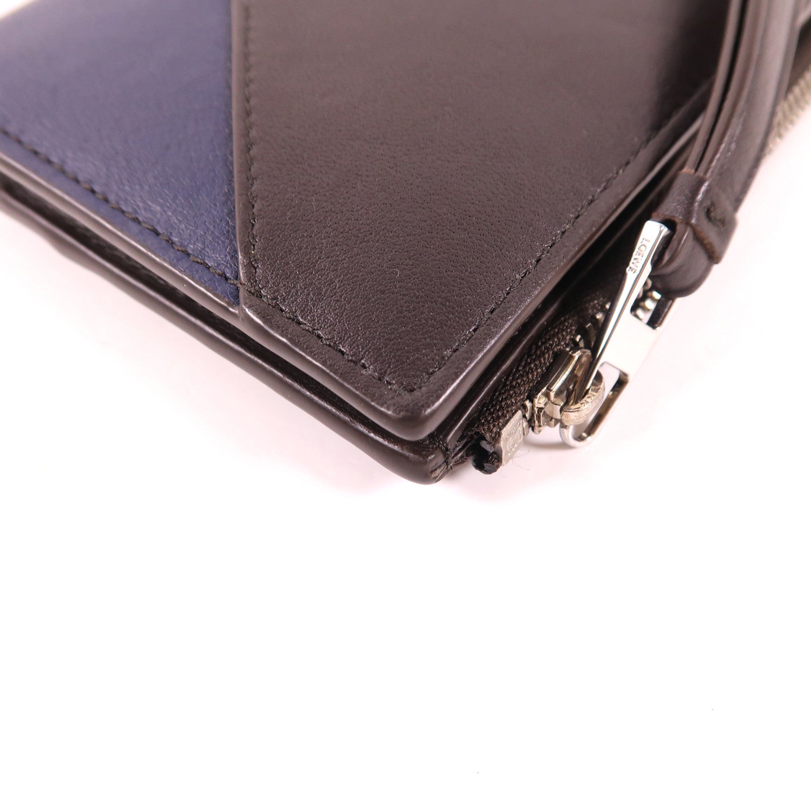 LOEWE 牛皮皮革Puzzle Slim Compact Wallet銀扣錢包